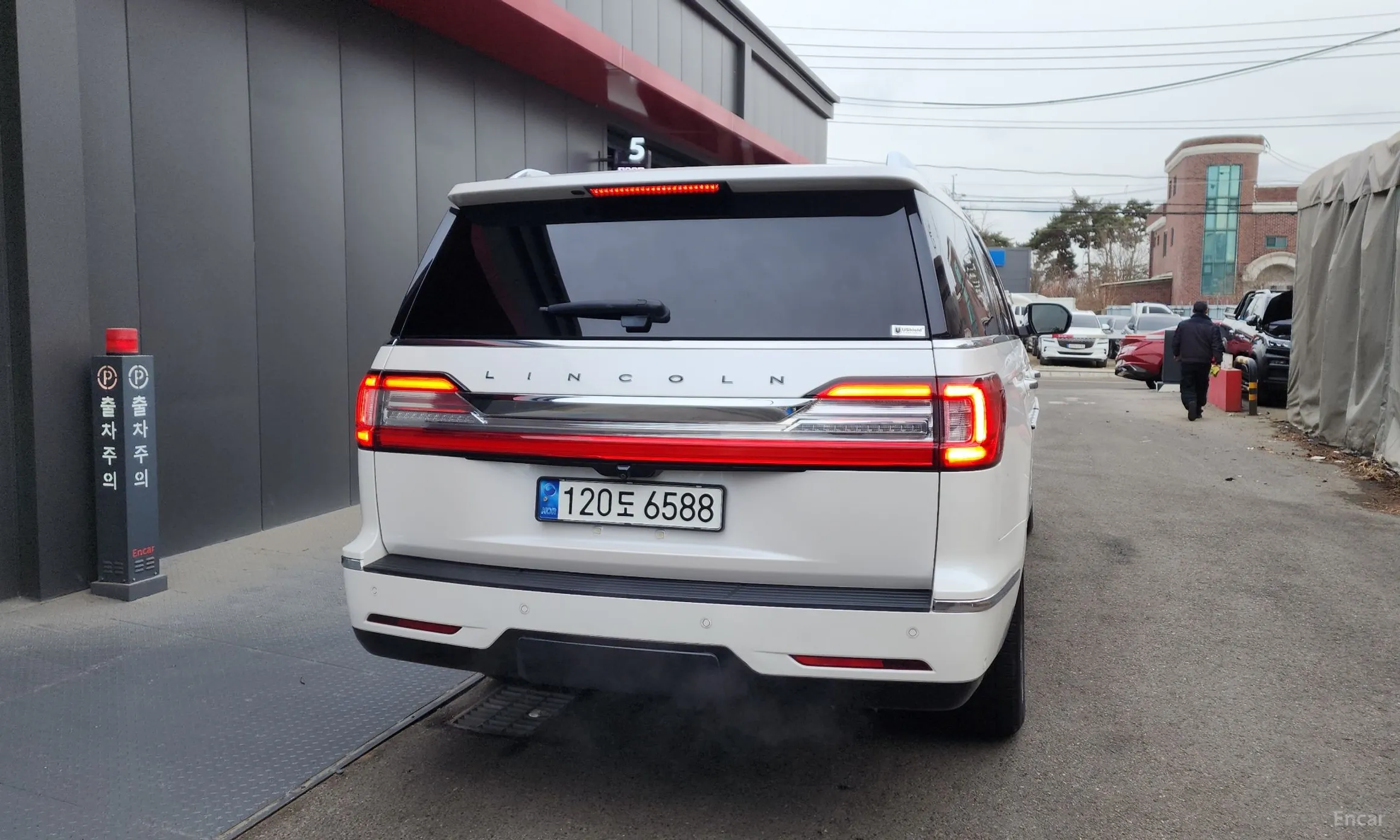 Lincoln Navigator 4th generation превью 4