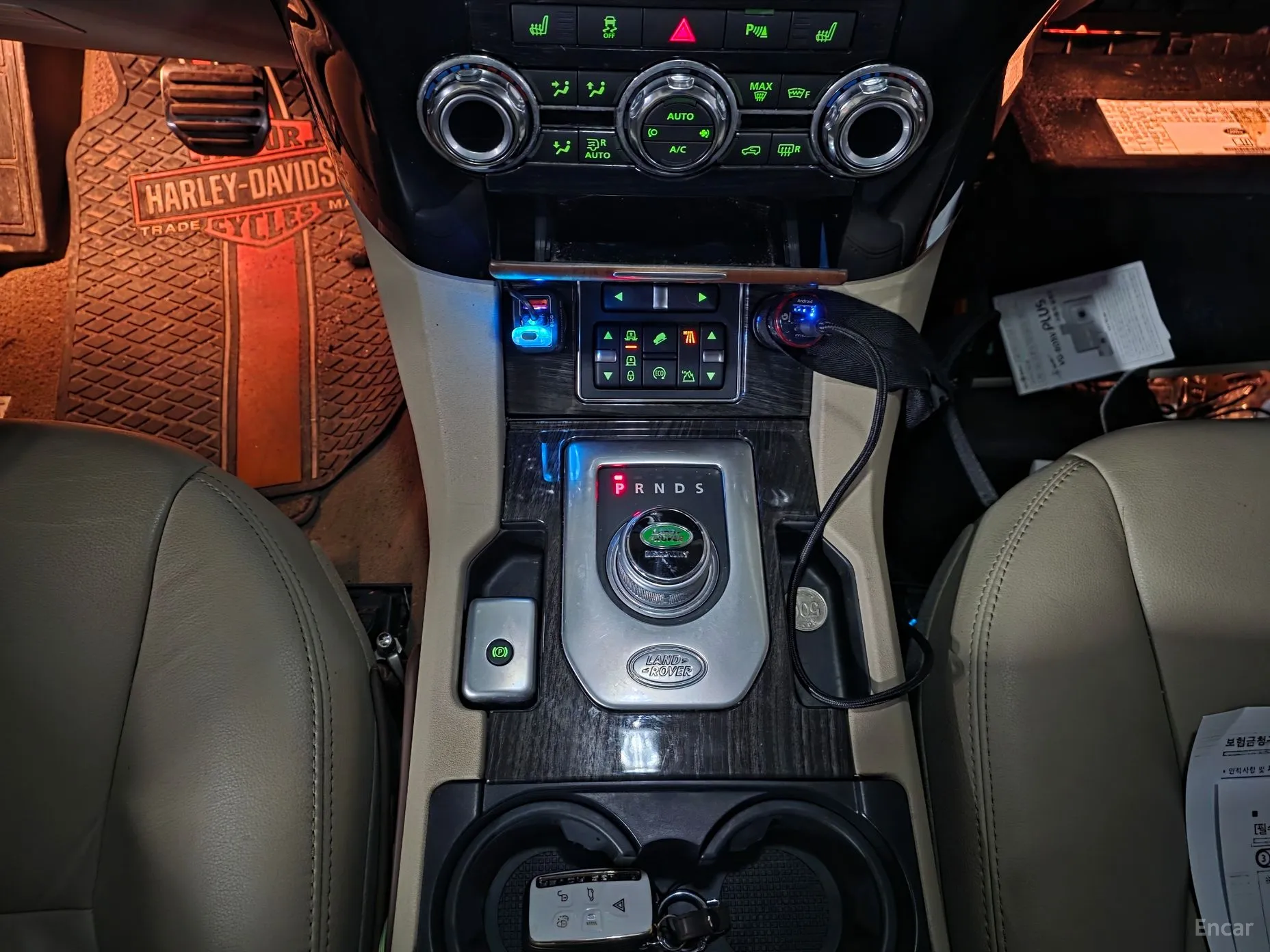 Land Rover Discovery 4 превью 9