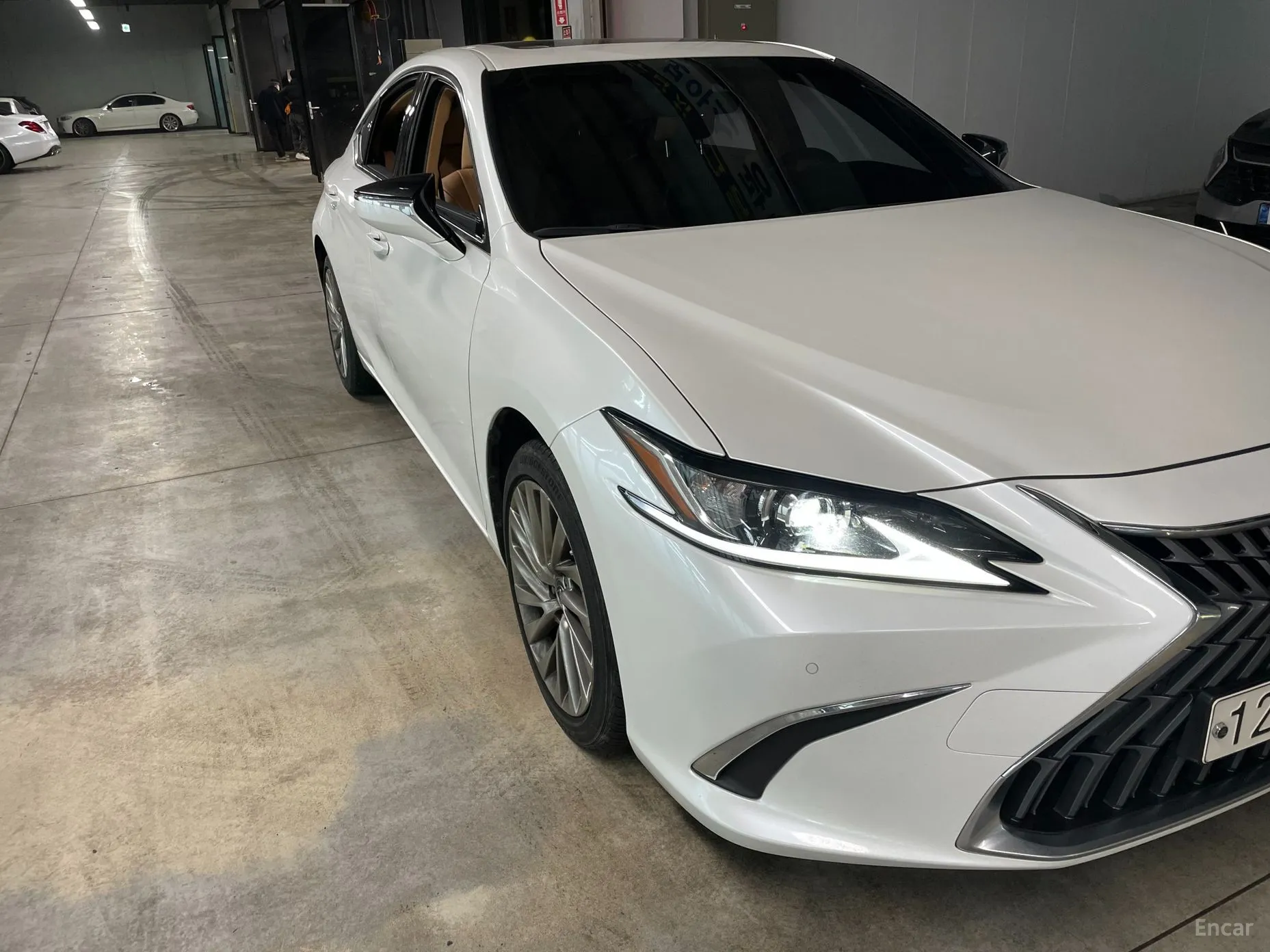 Lexus ES300h 7th Generation превью 3