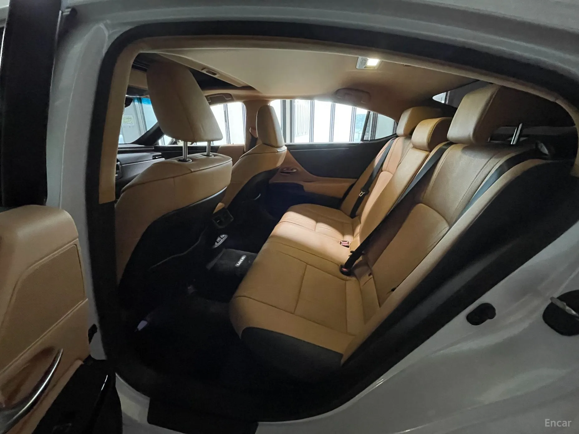 Lexus ES300h 7th Generation превью 9