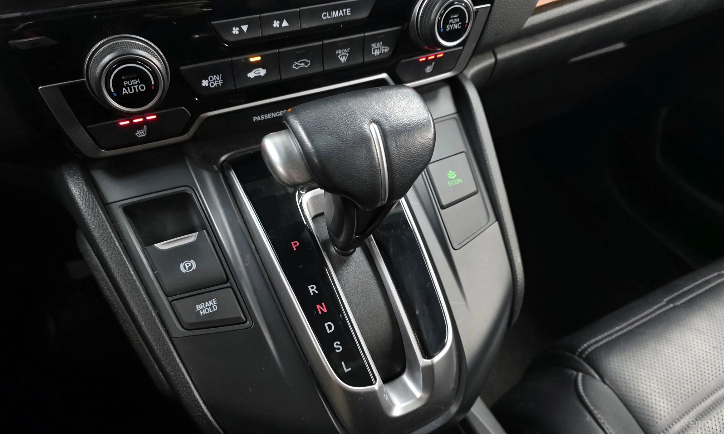 Honda CR-V 5th generation превью 9