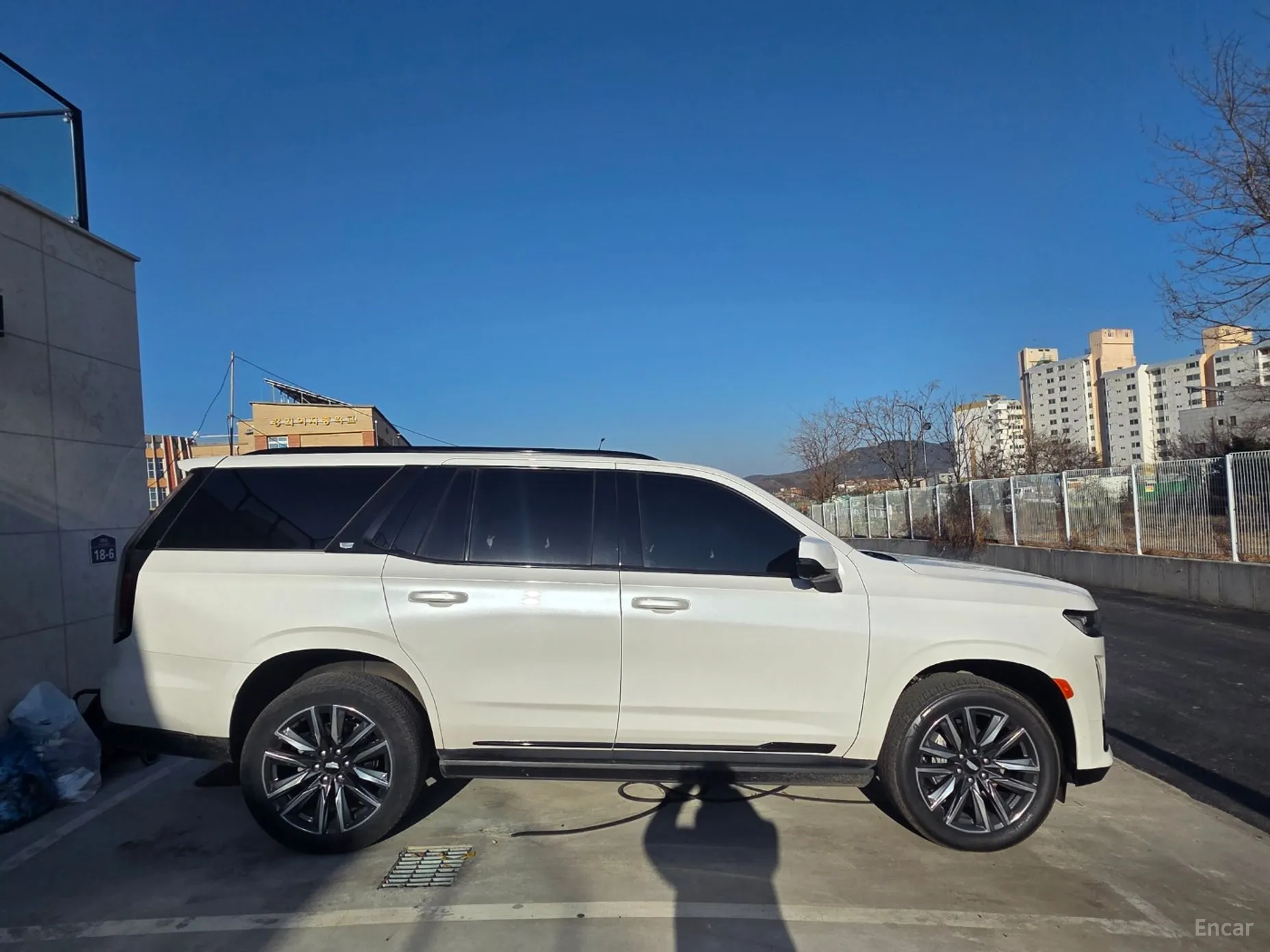 Cadillac Escalade 5th Generation превью 4