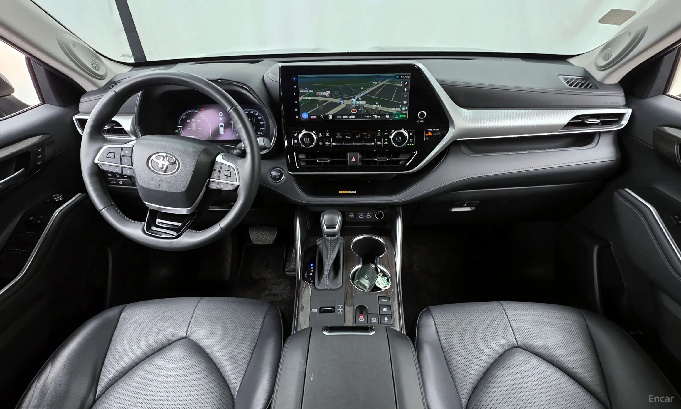 Toyota Highlander 4th generation превью 7