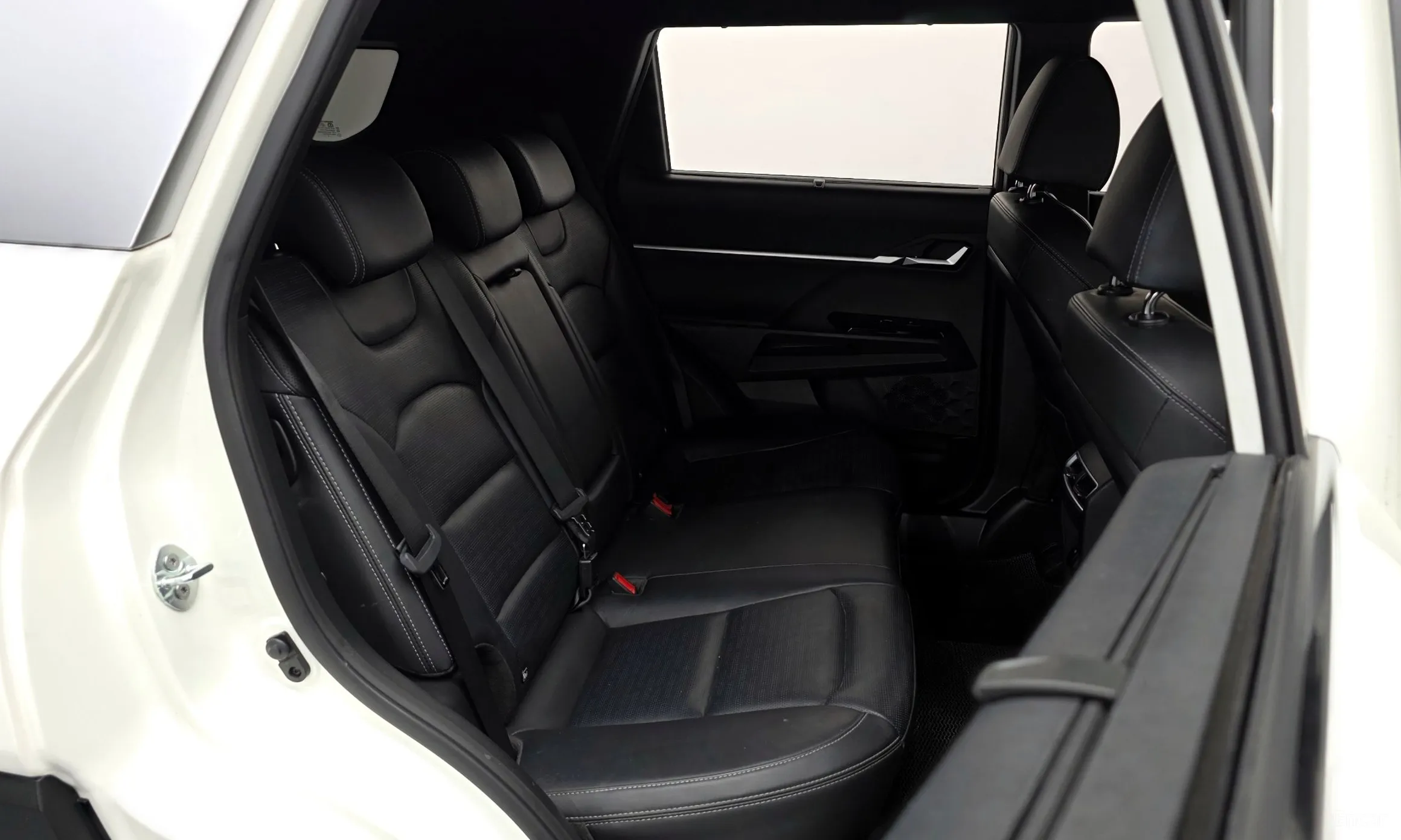 KG Mobility (SsangYong) Torres превью 12