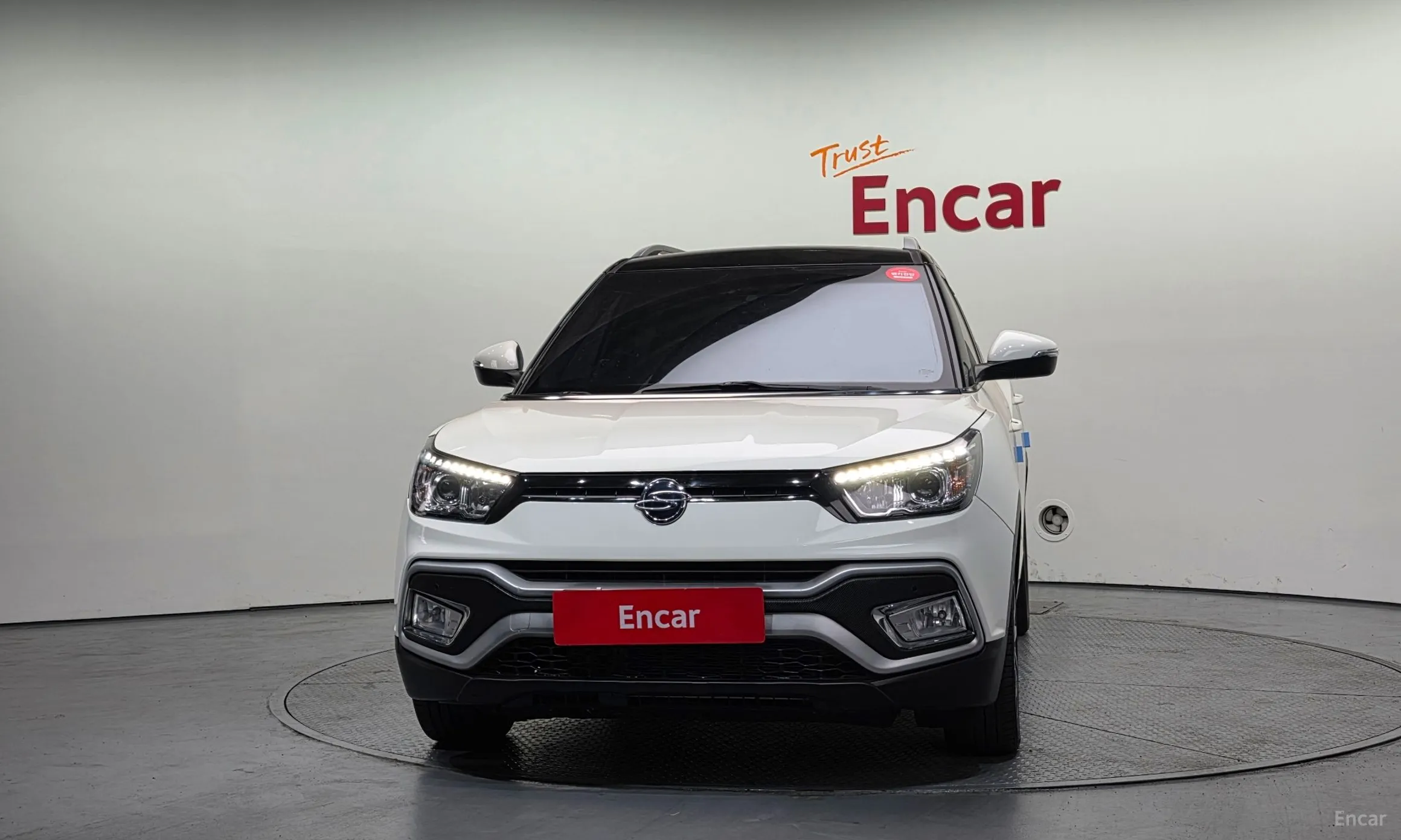 KG Mobility (SsangYong) Tivoli Air превью 3