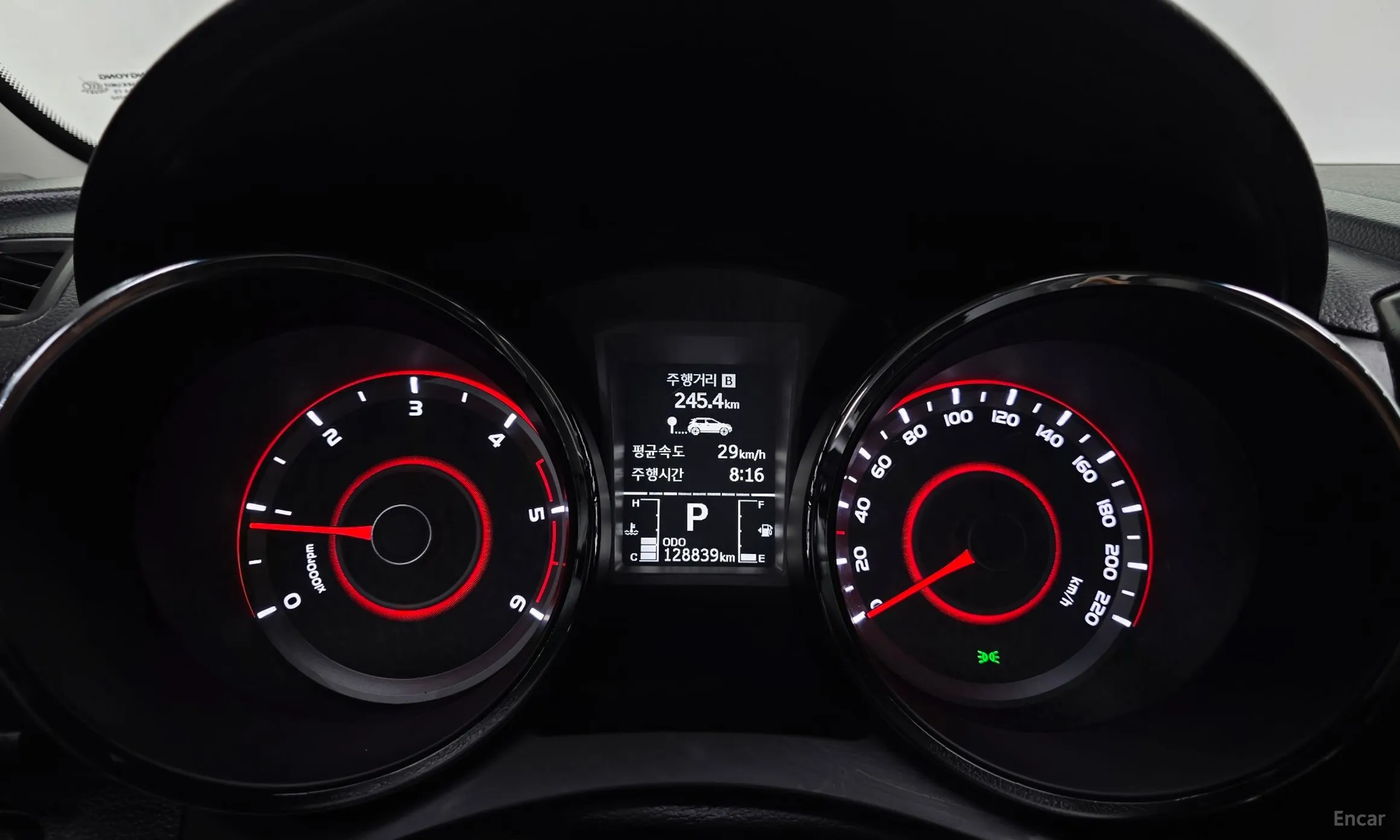 KG Mobility (SsangYong) Tivoli Air превью 8