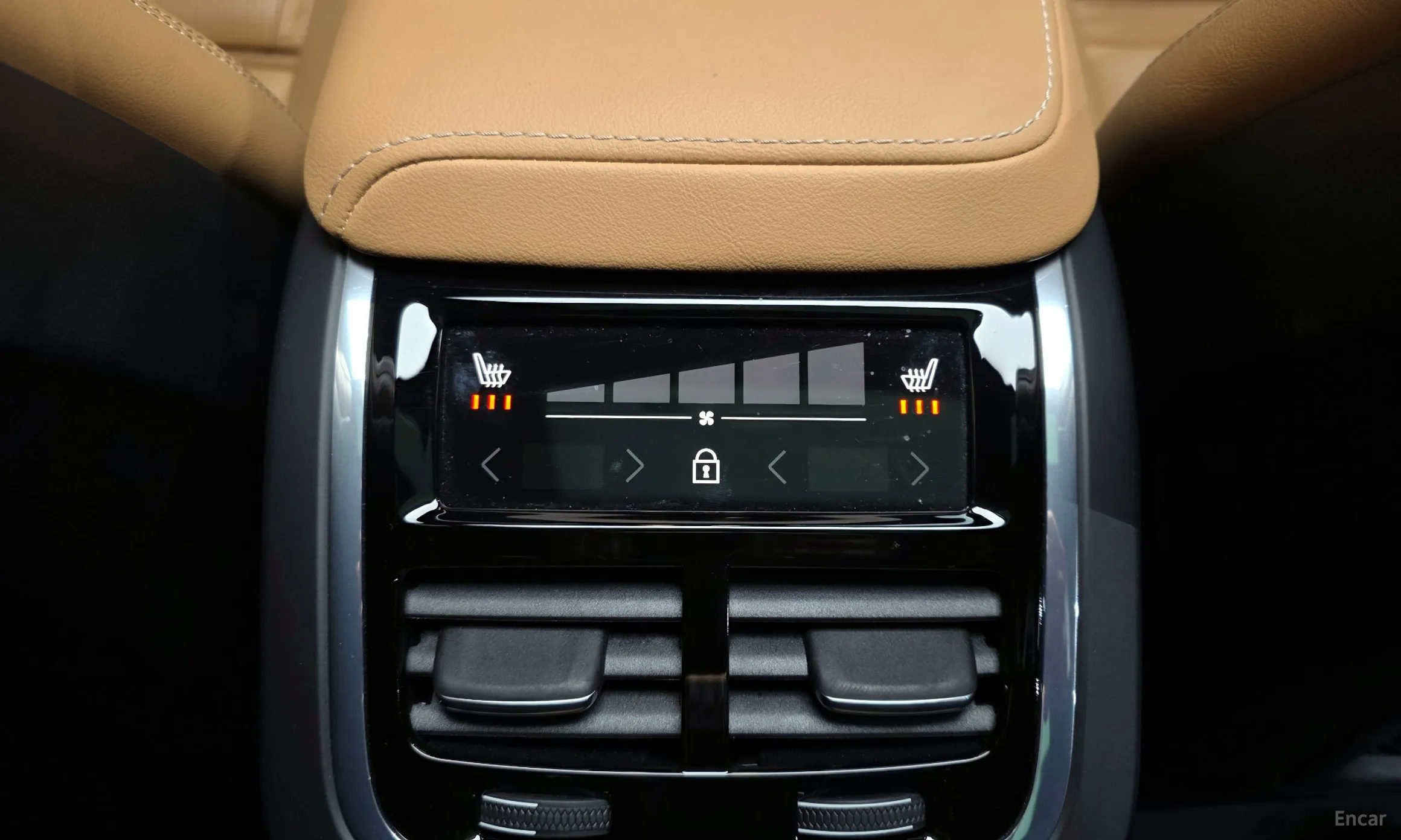 Volvo XC60 Gen 2 превью 18