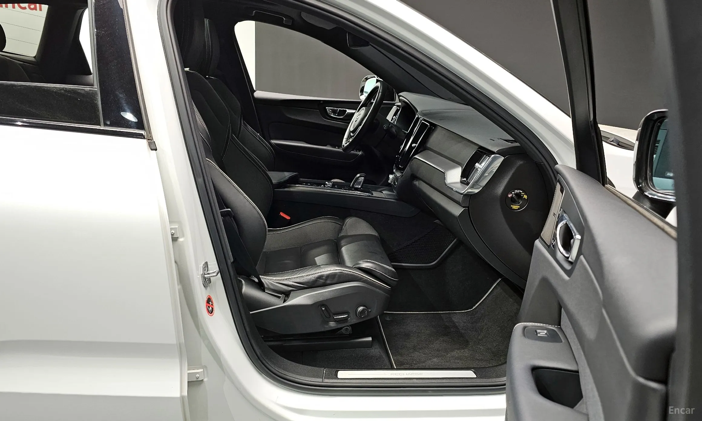Volvo XC60 Gen 2 превью 11