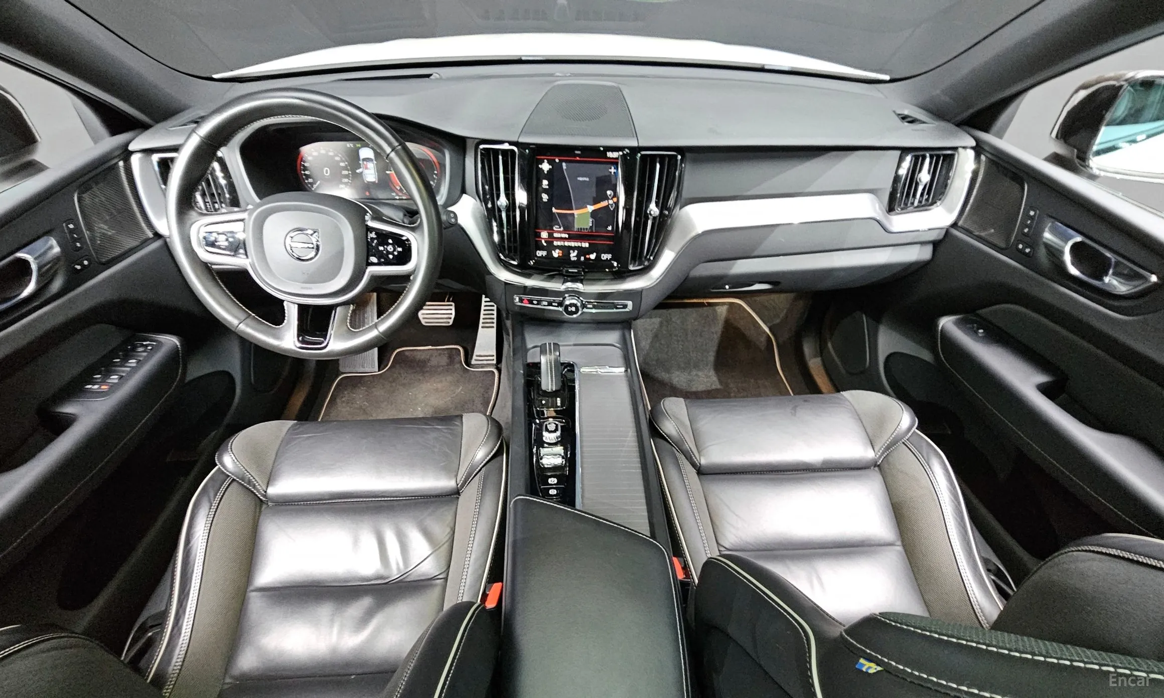 Volvo XC60 Gen 2 превью 7