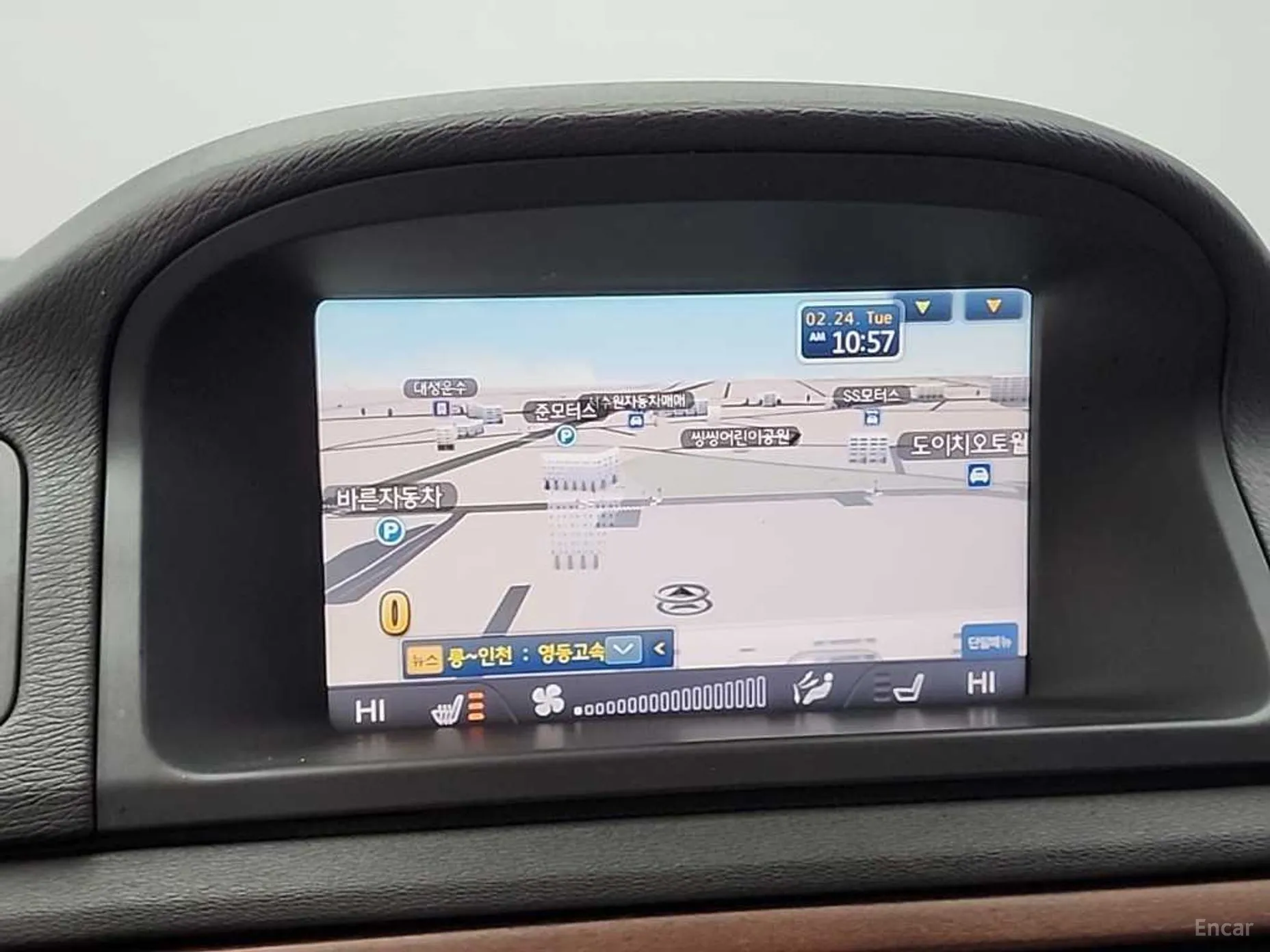 Volvo XC70 превью 14