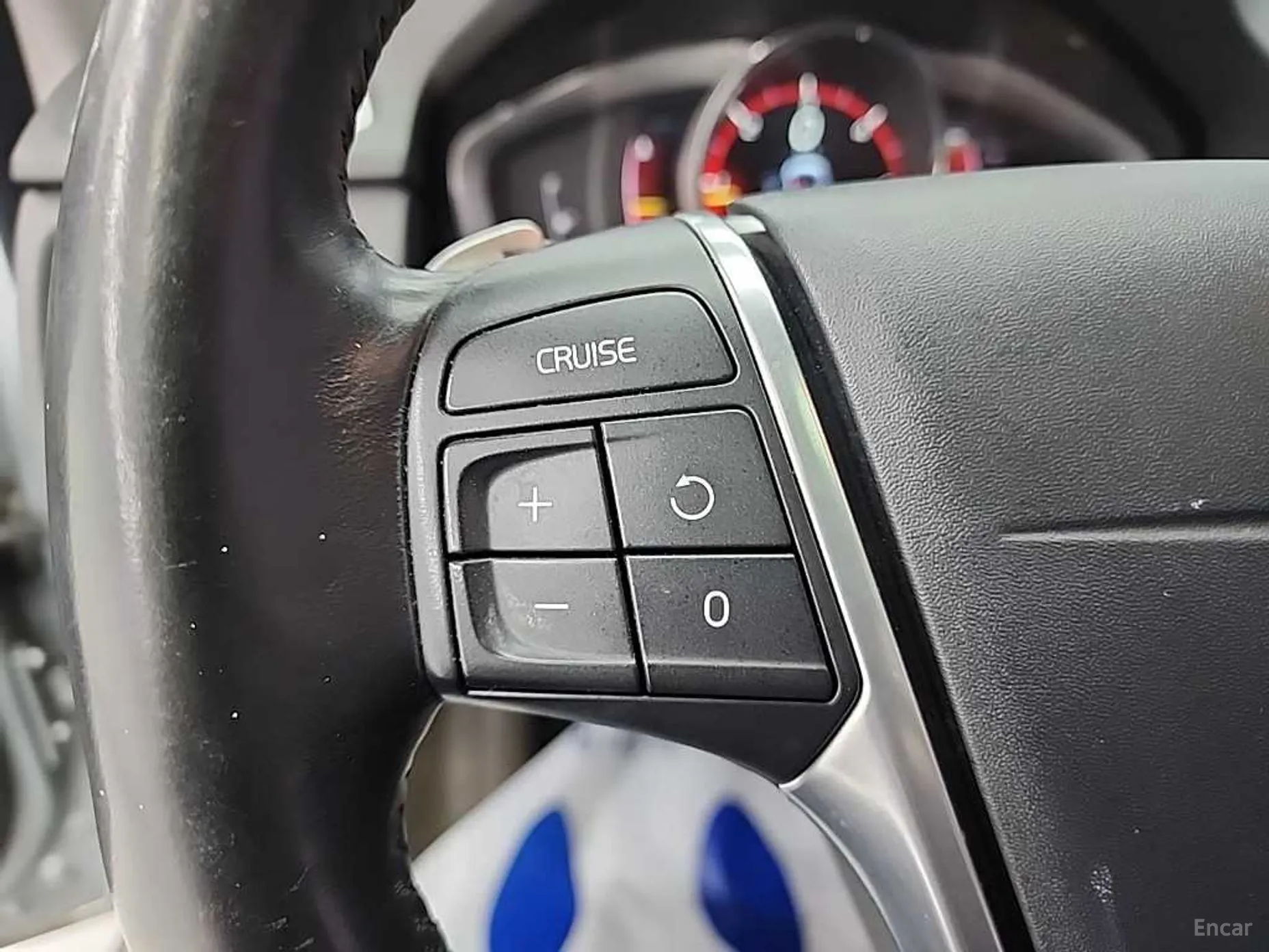 Volvo XC70 превью 17