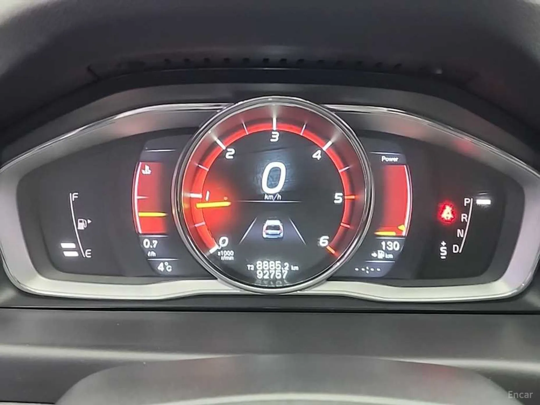 Volvo XC70 превью 6