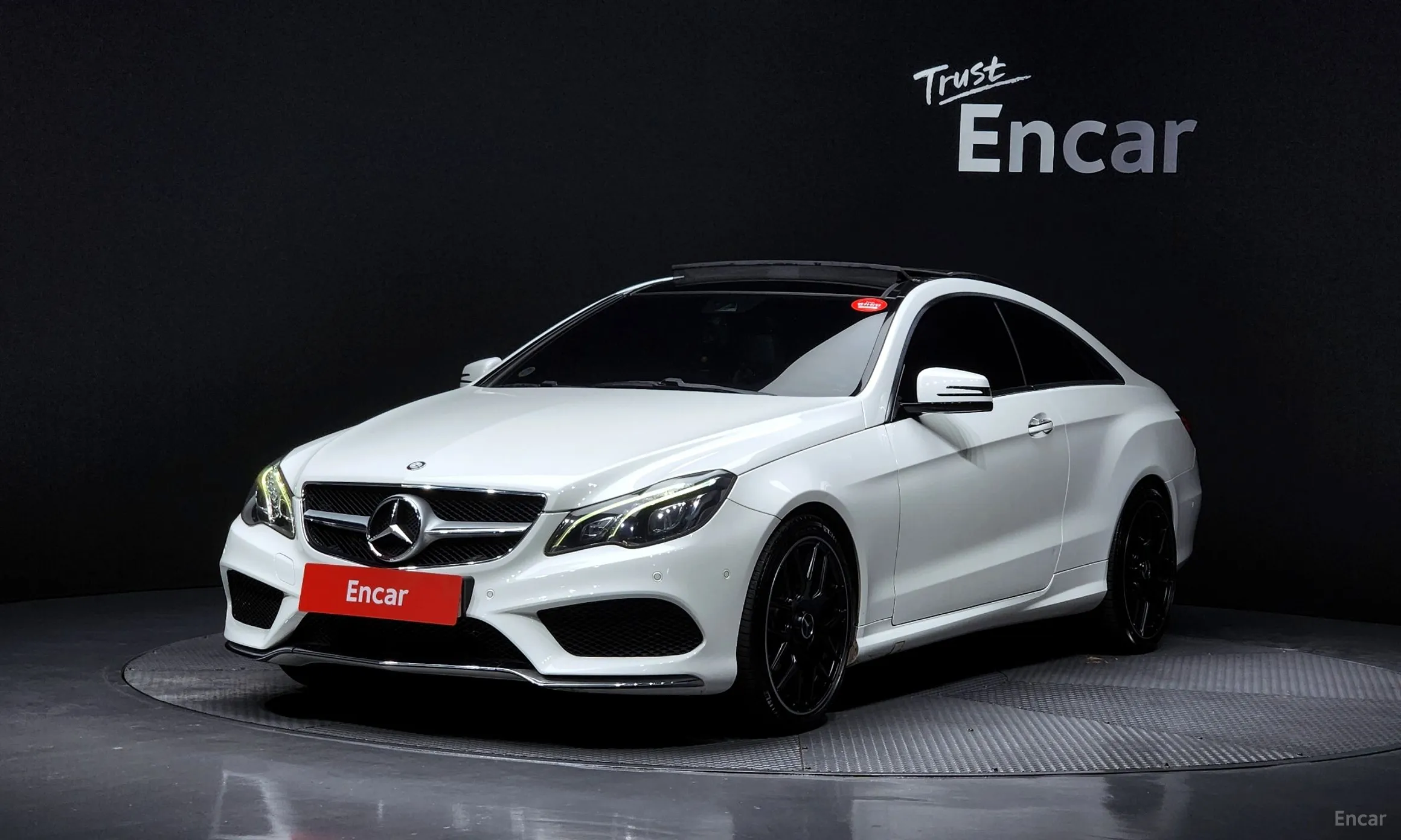 Mercedes Benz E-Class W212