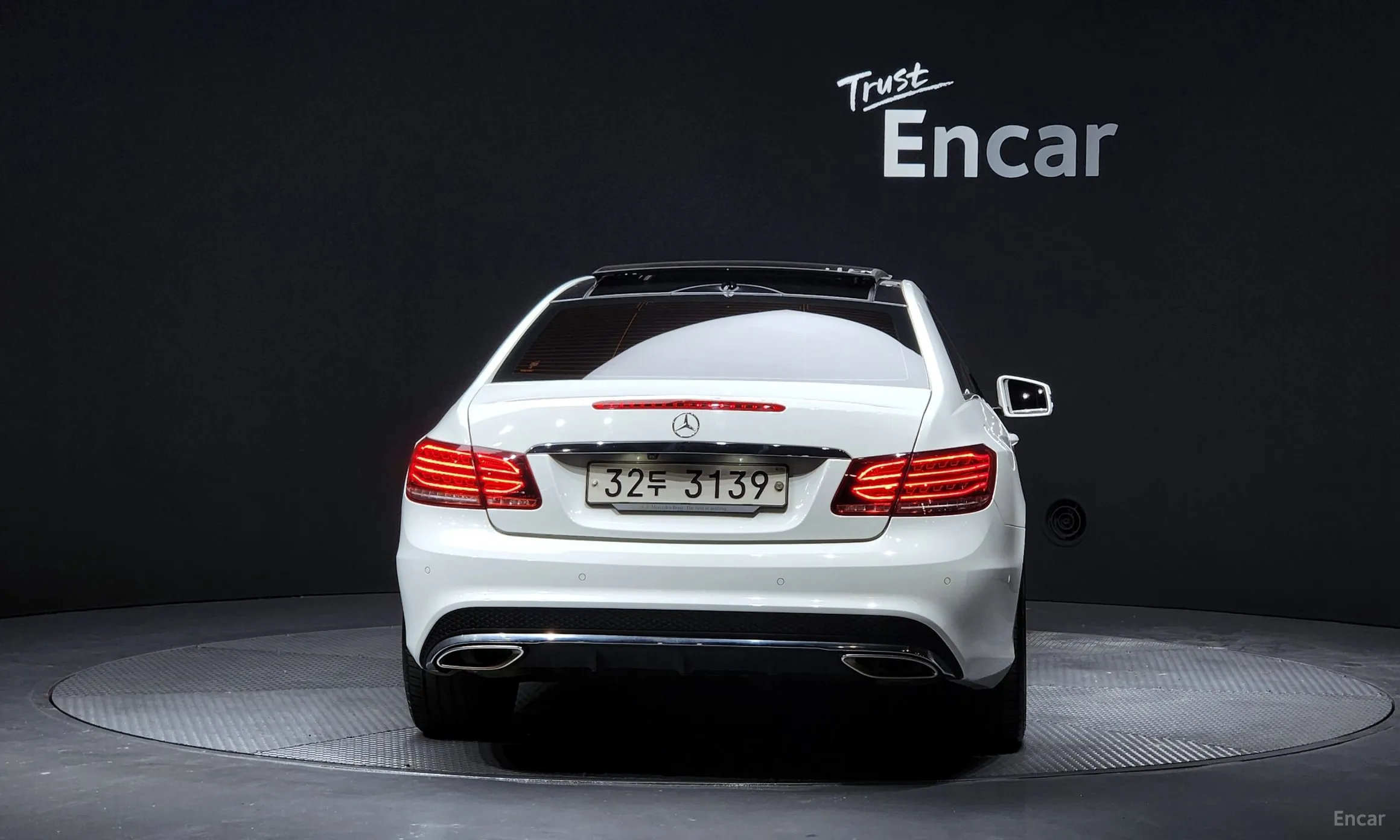 Mercedes Benz E-Class W212 превью 4