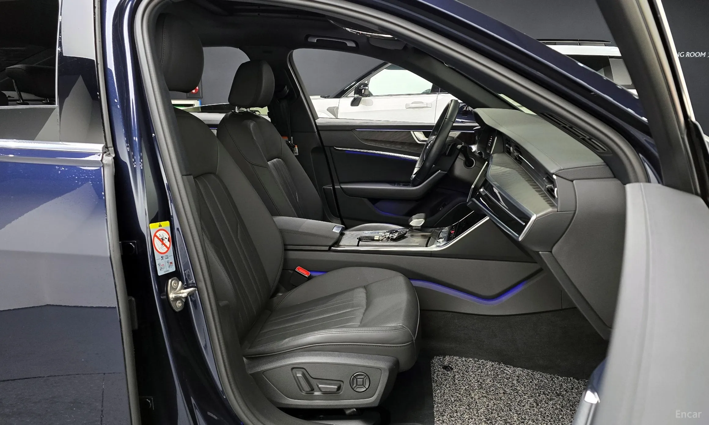 Audi A6 (C8) превью 10