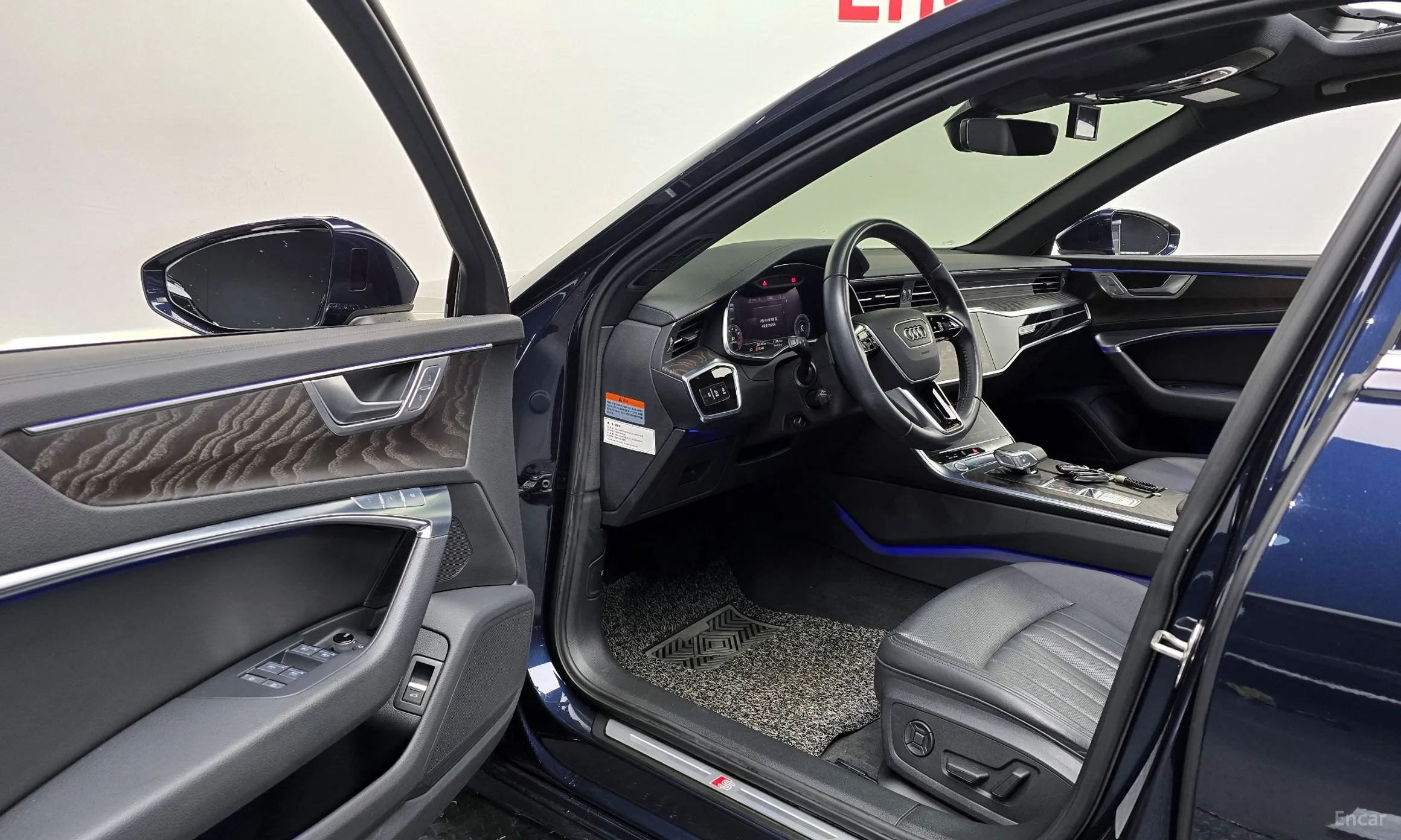 Audi A6 (C8) превью 11