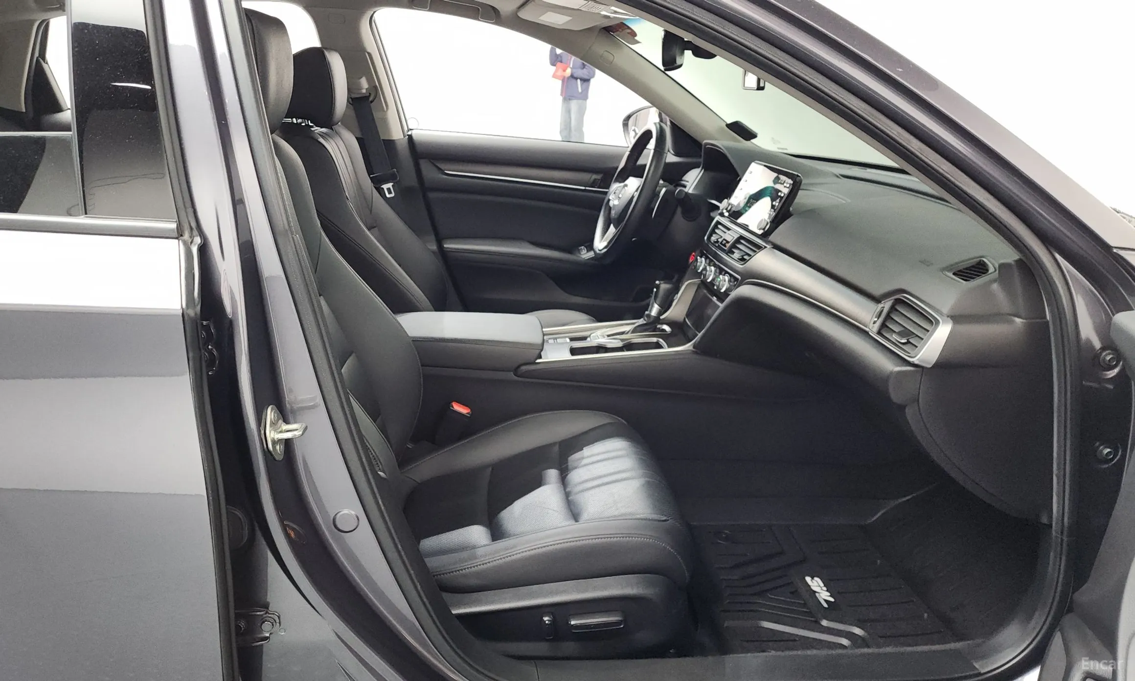 Honda Accord 10th Generation превью 11