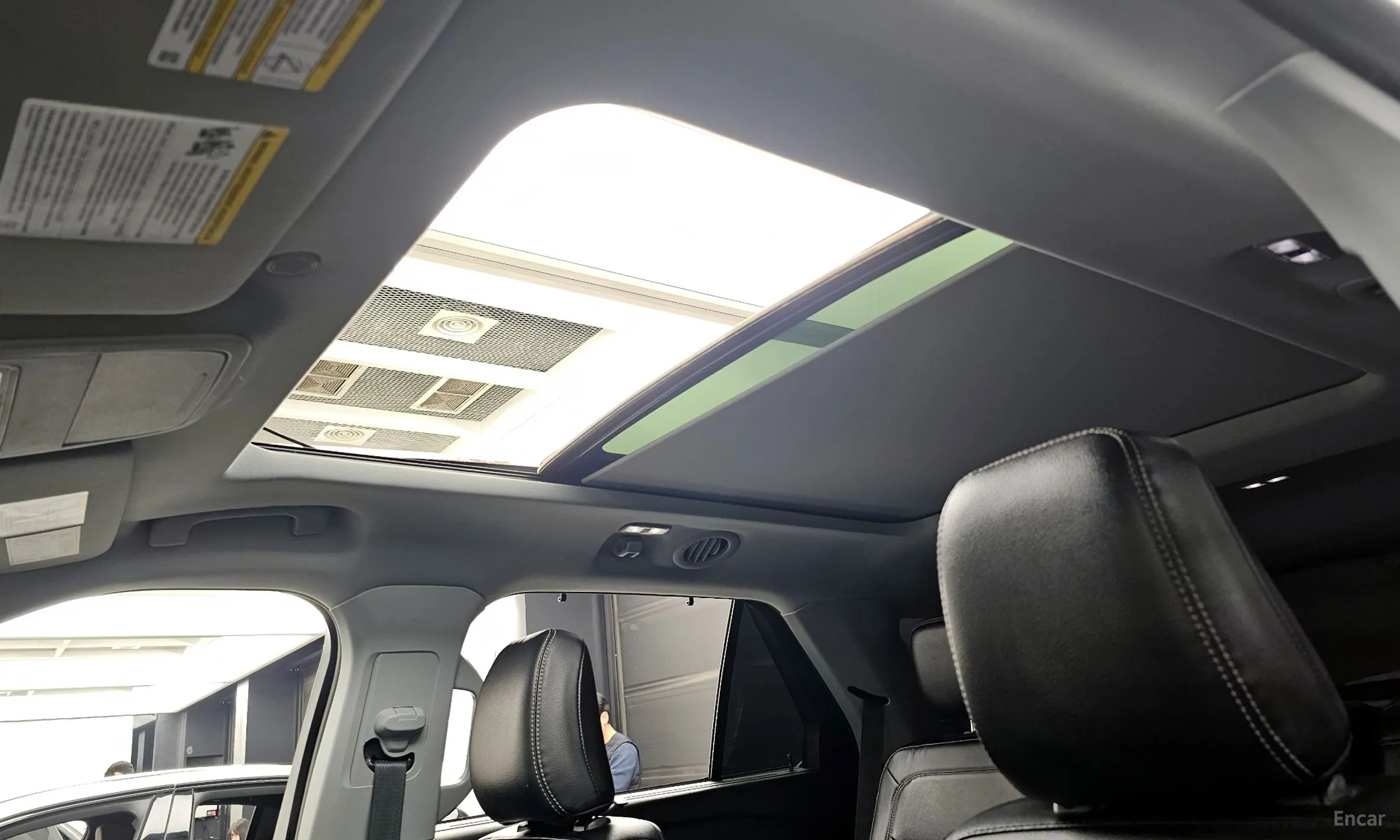 Ford Explorer 6th Generation превью 19