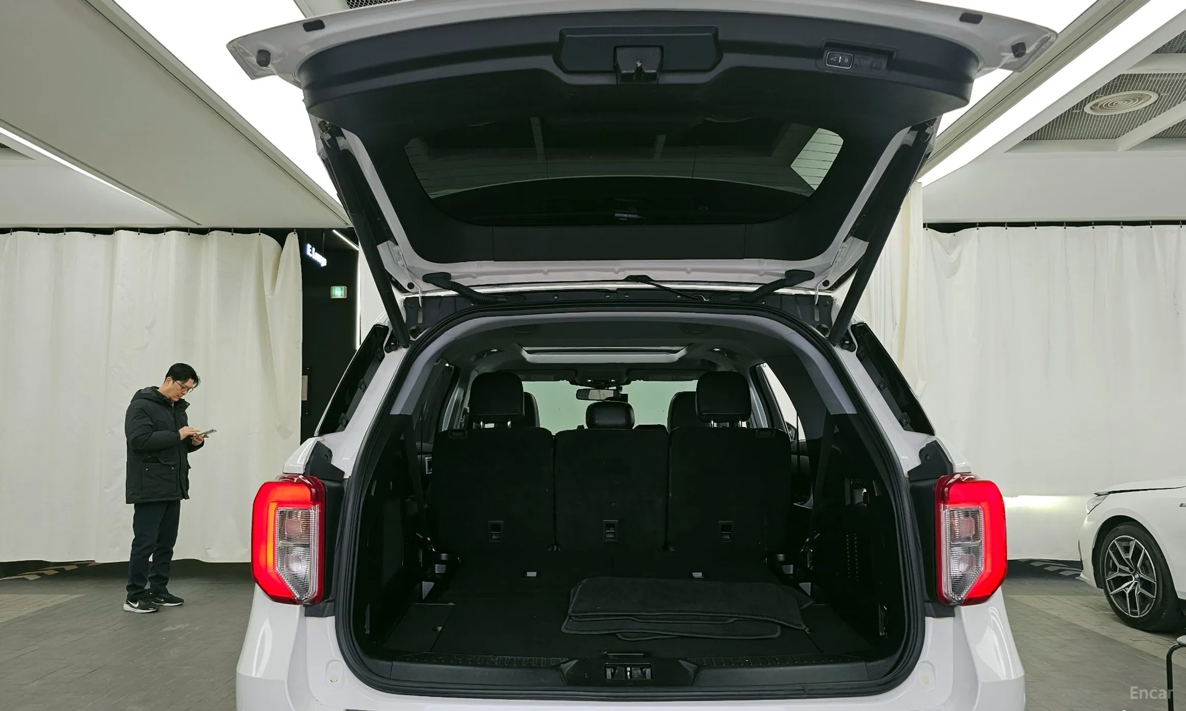 Ford Explorer 6th Generation превью 20