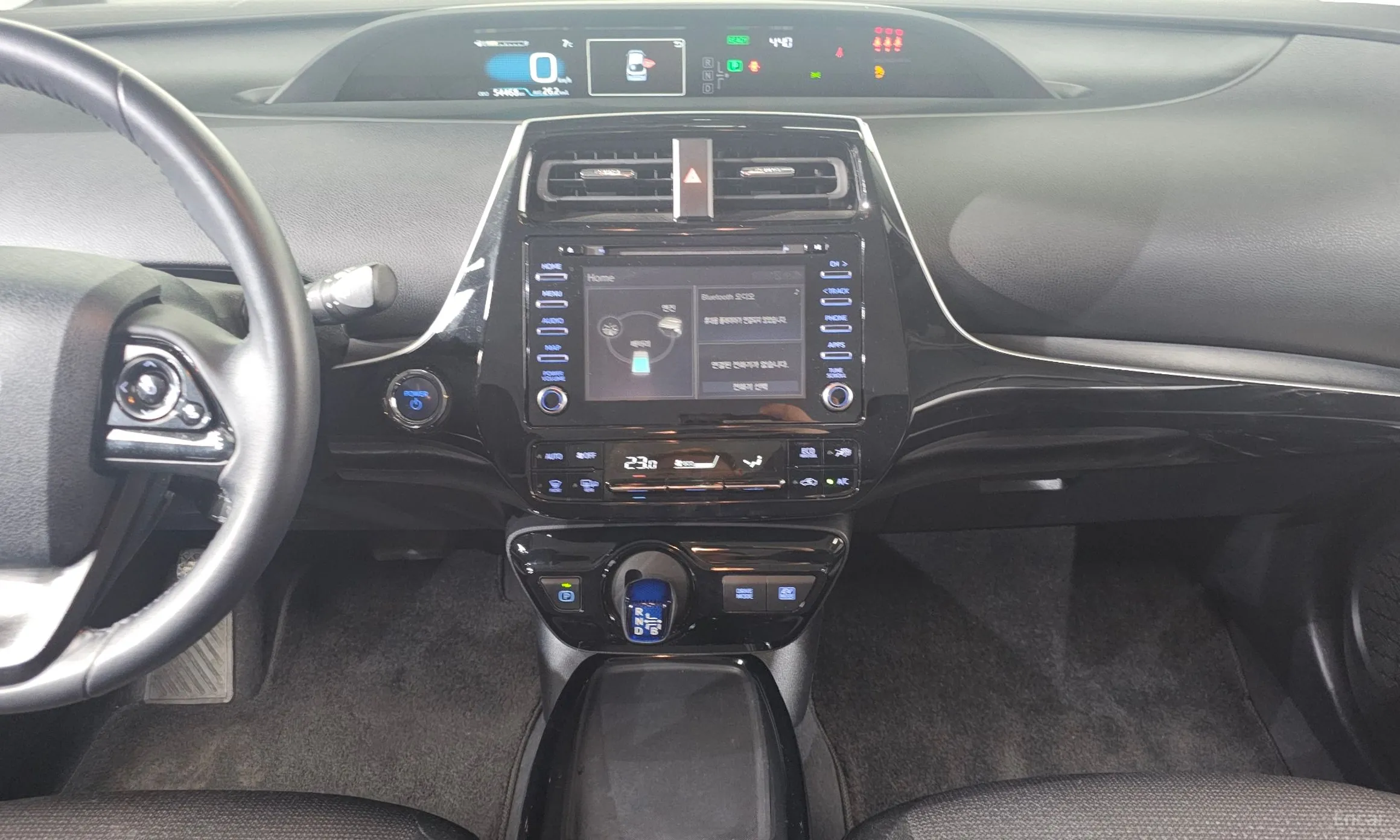 Toyota Prius 4th Generation превью 14
