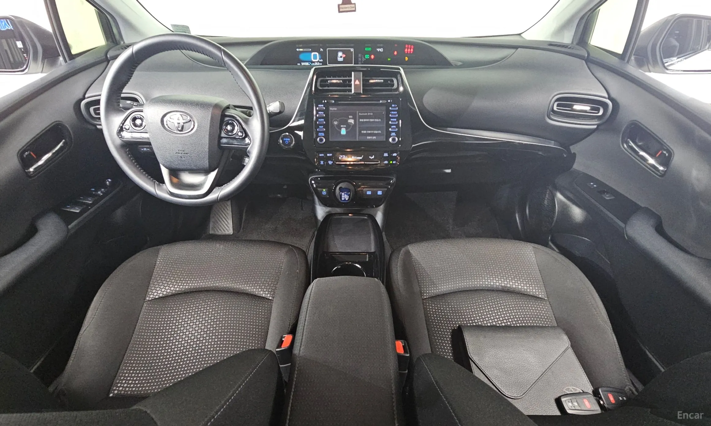 Toyota Prius 4th Generation превью 7