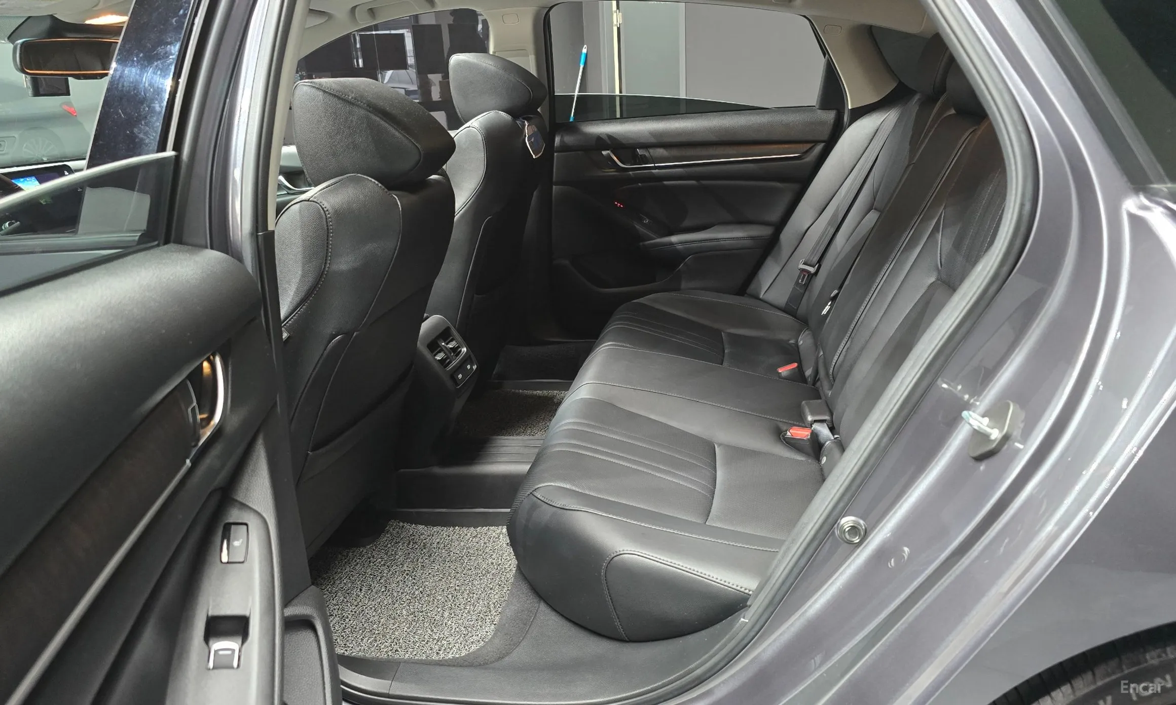 Honda Accord 10th Generation превью 12