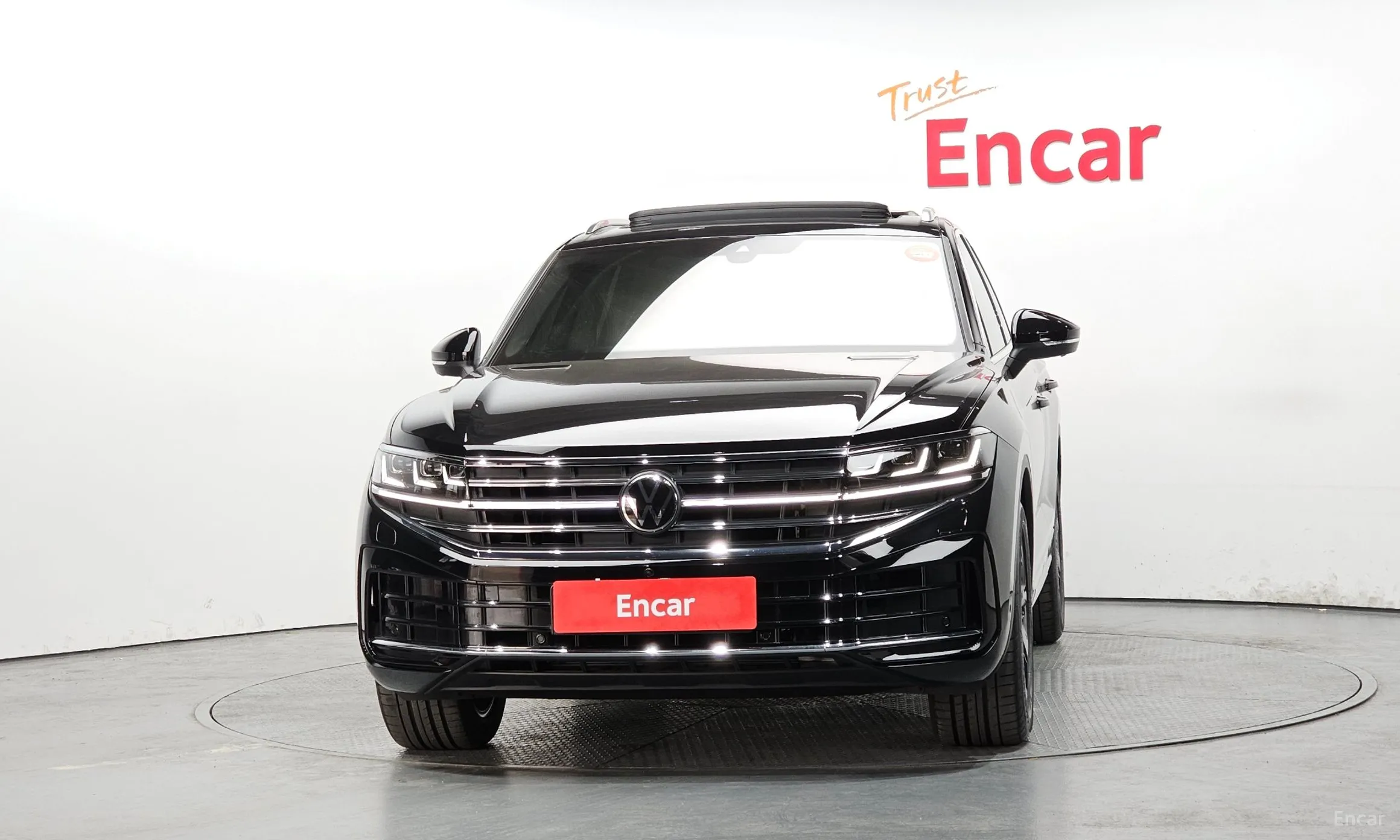 Volkswagen Touareg 3rd Generation превью 3