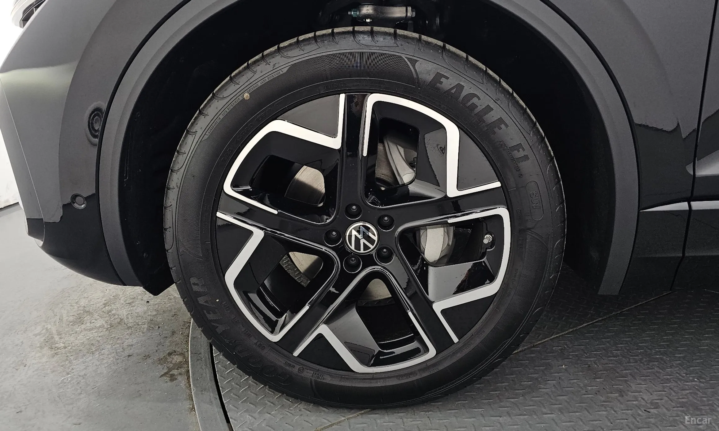 Volkswagen Touareg 3rd Generation превью 5