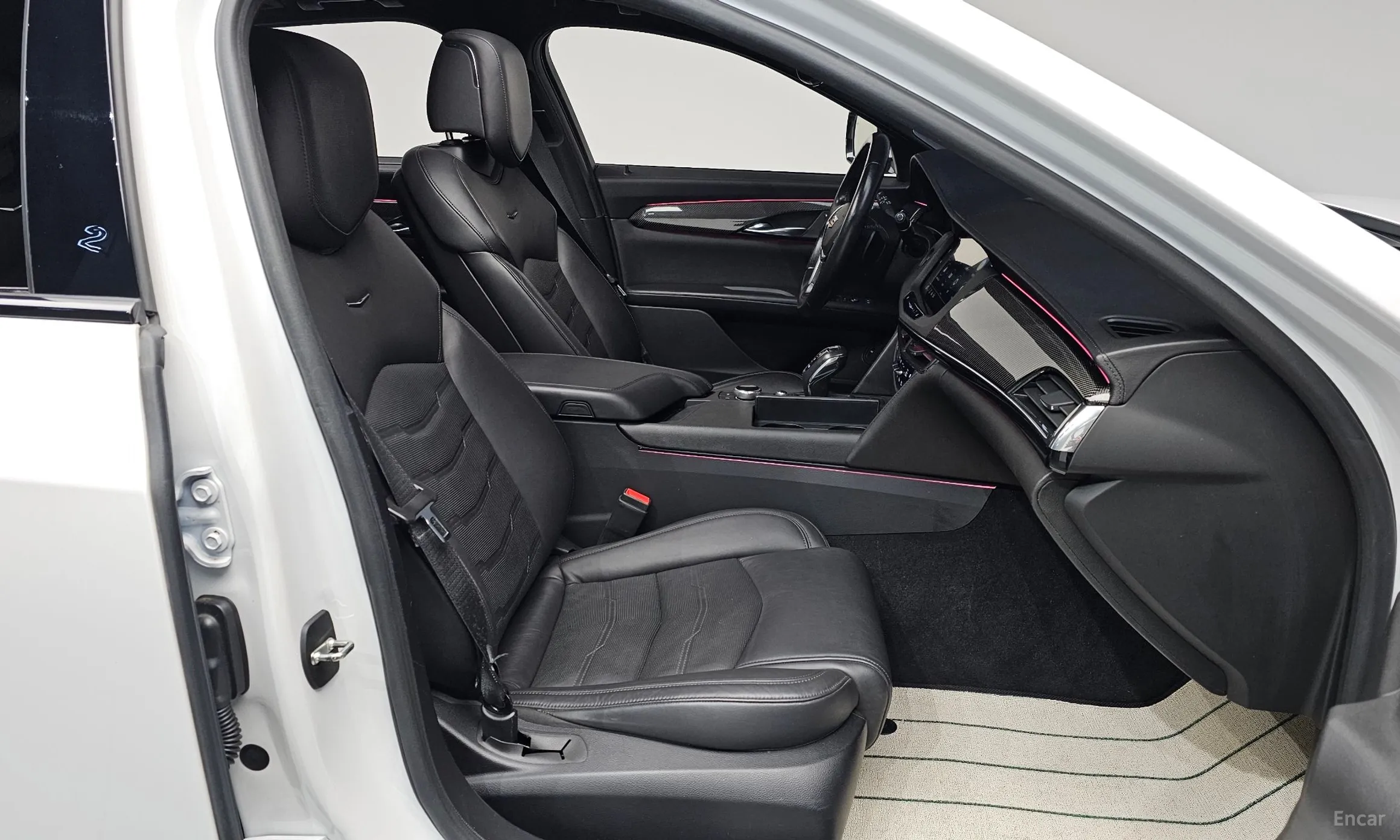 Cadillac CT6 превью 11