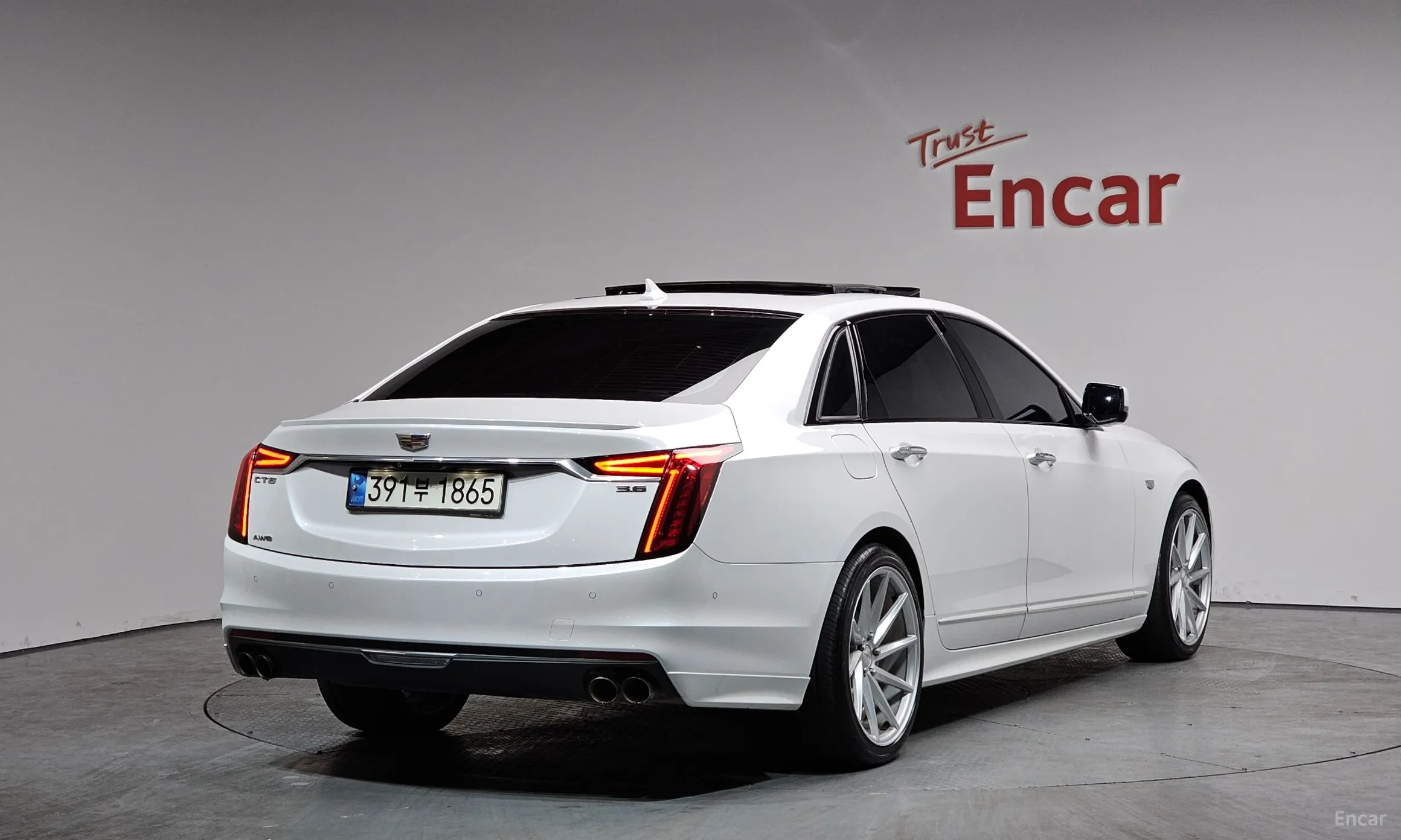 Cadillac CT6 превью 2