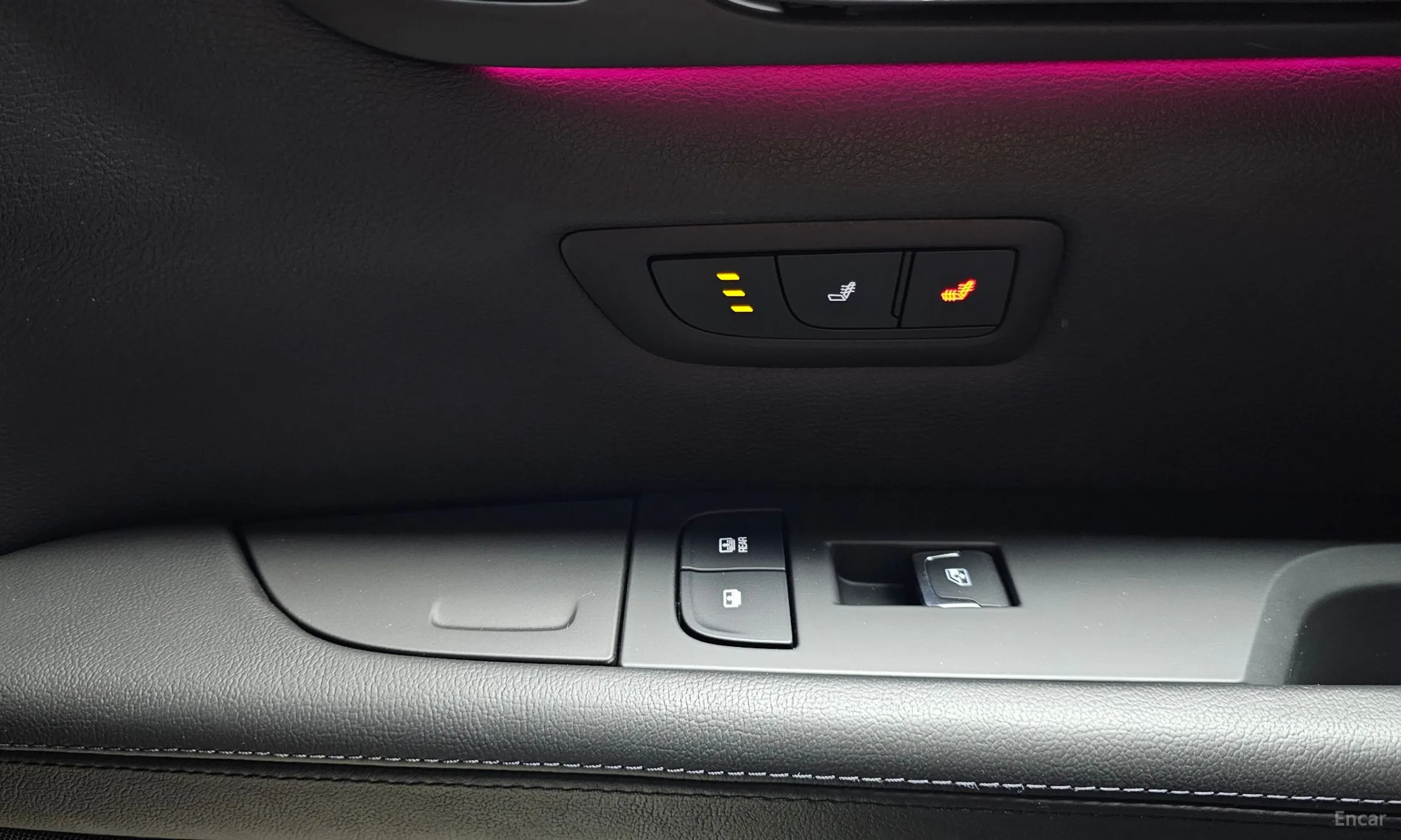 Cadillac CT6 превью 19