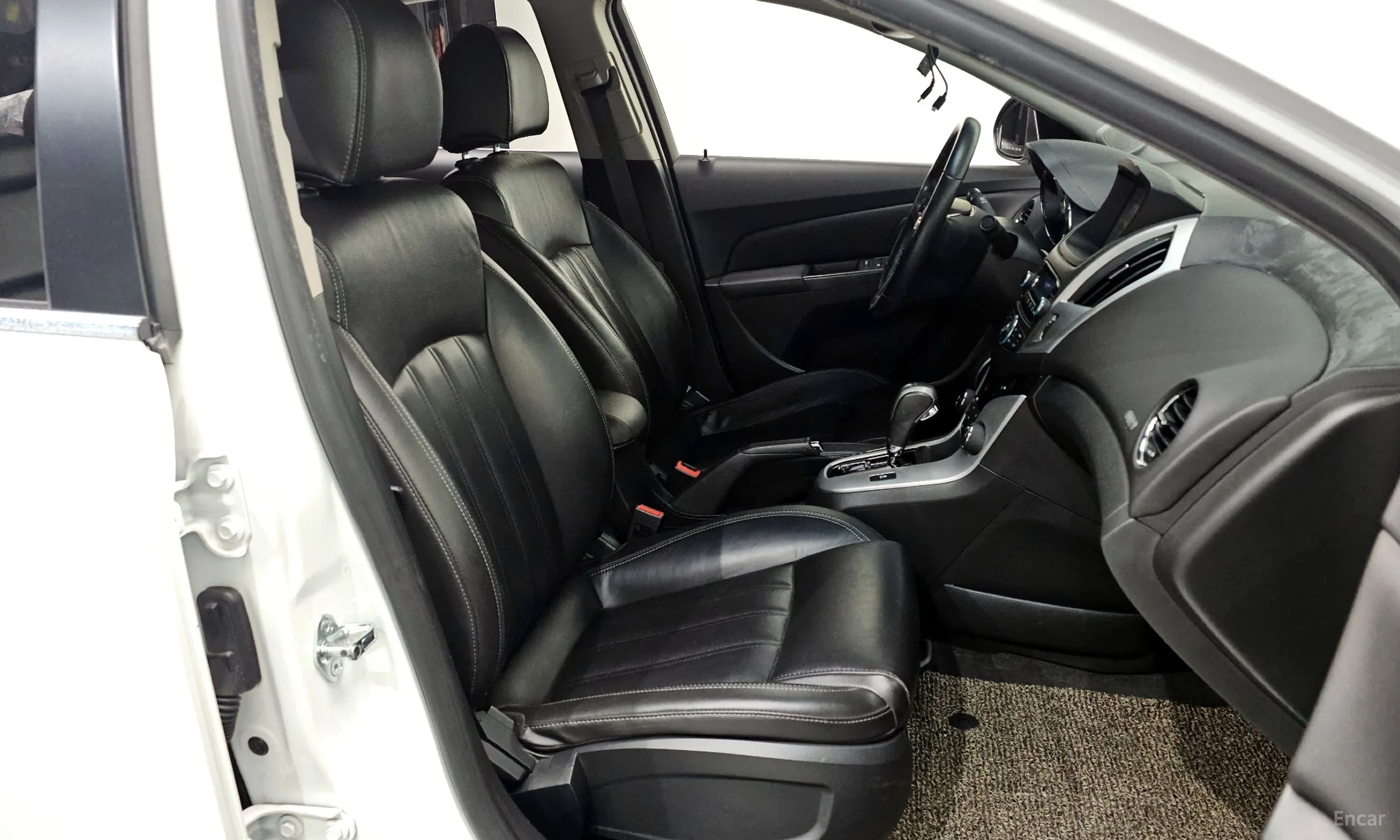 Chevrolet (GM Daewoo) Cruze превью 12