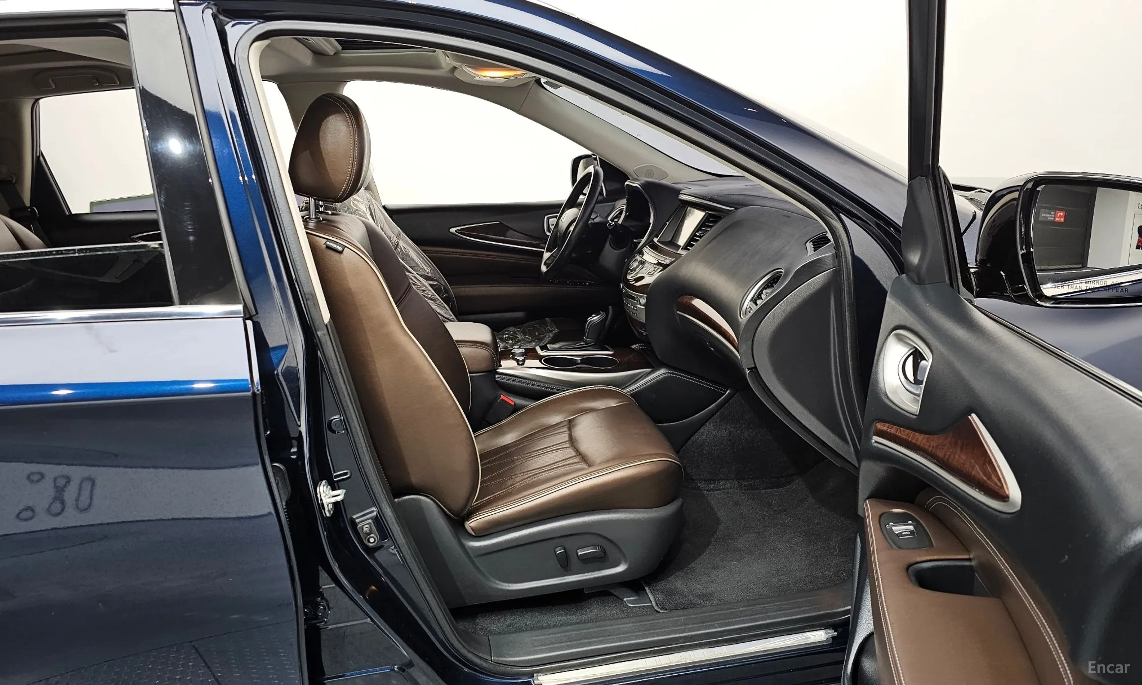 Infiniti QX60 превью 11