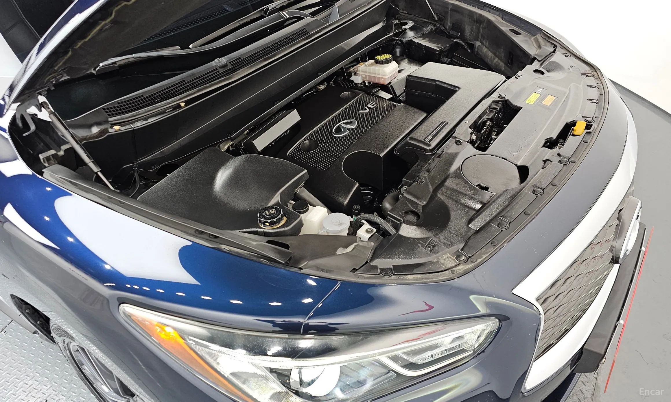 Infiniti QX60 превью 6