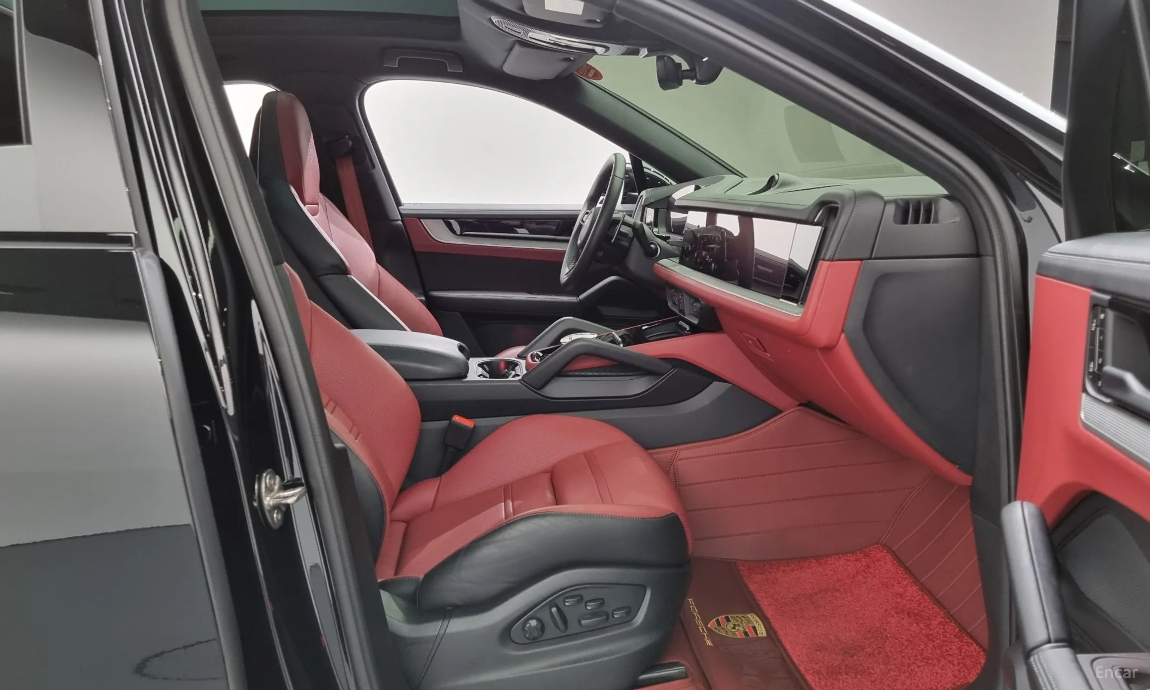 Porsche Cayenne (PO536) превью 10