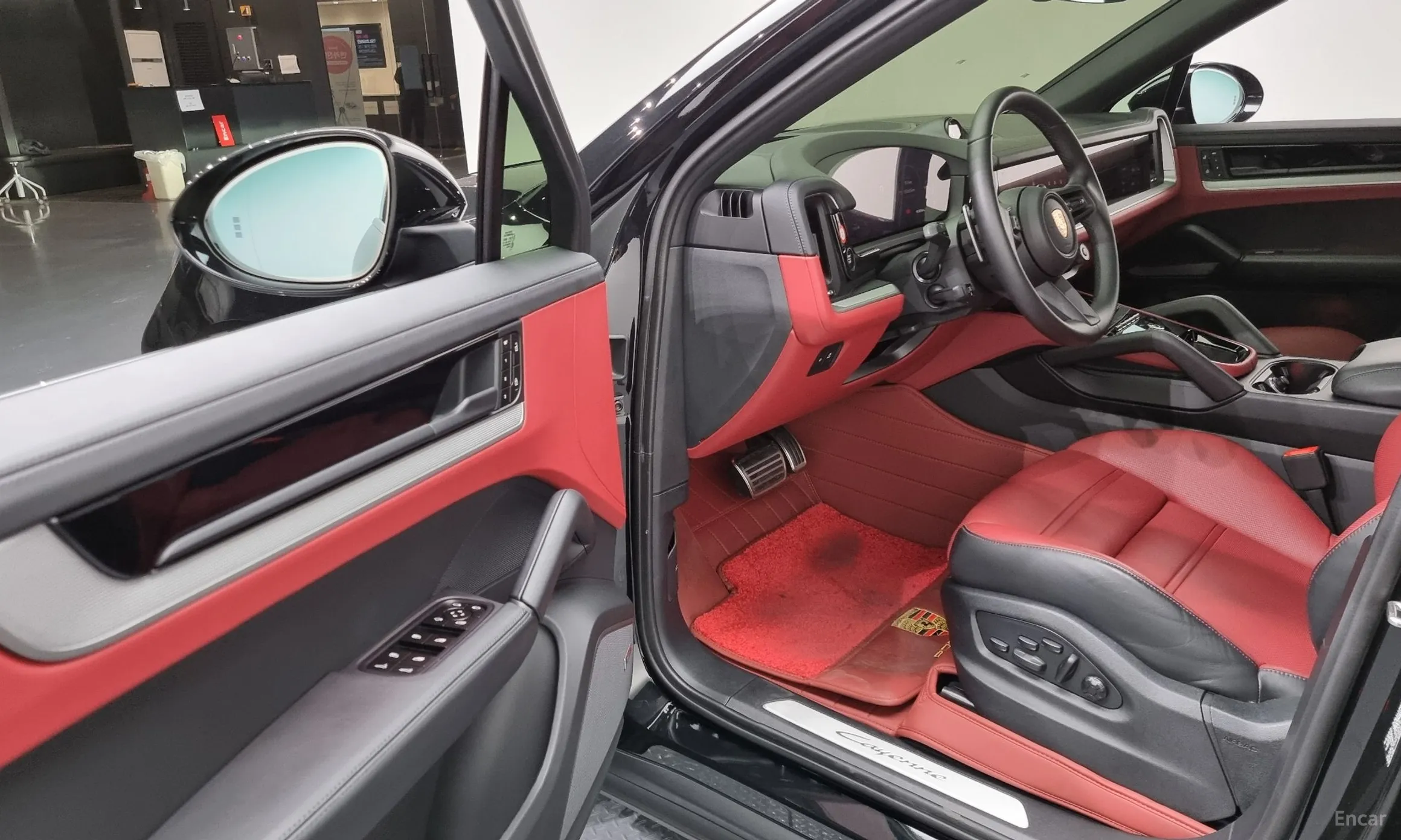 Porsche Cayenne (PO536) превью 11