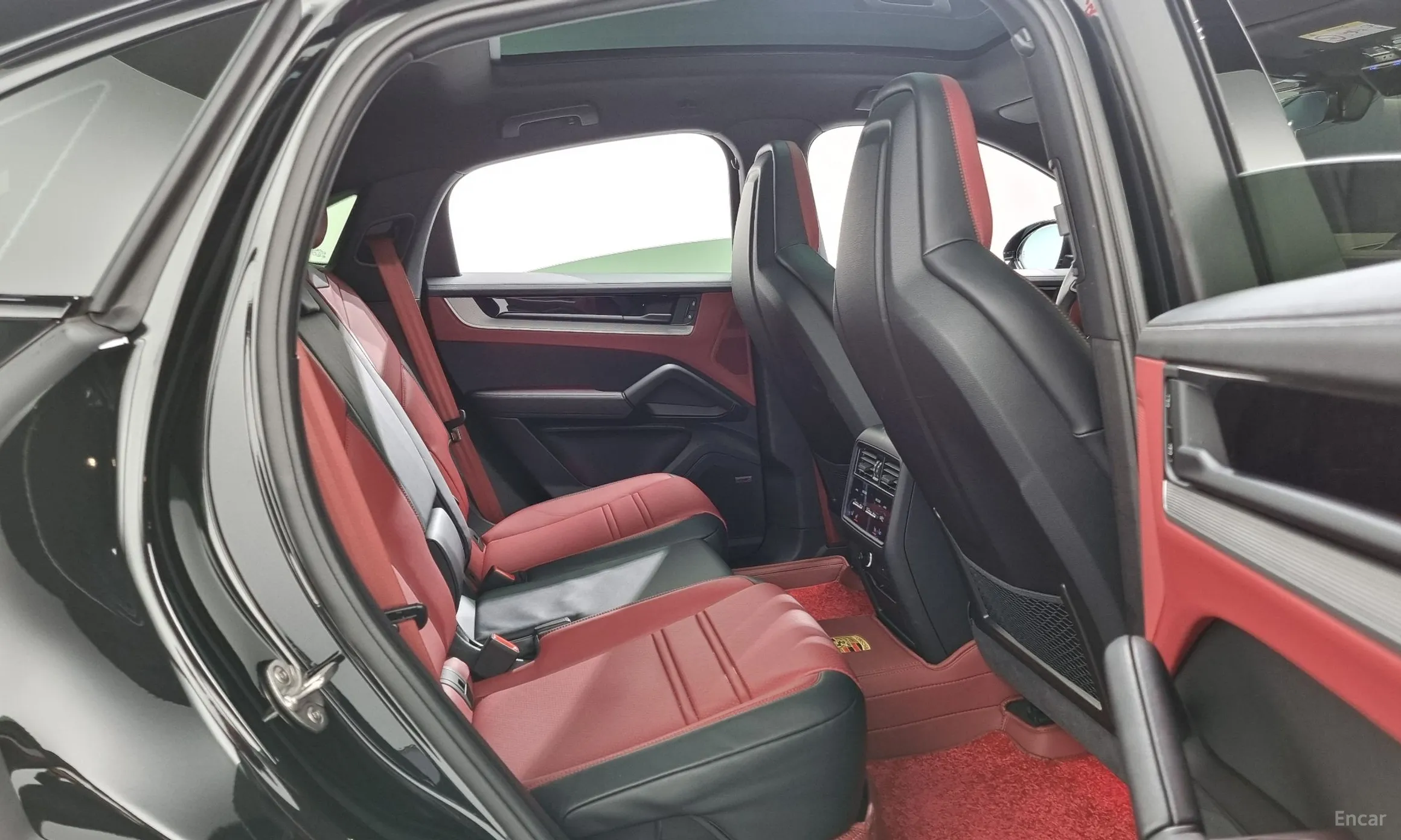 Porsche Cayenne (PO536) превью 12