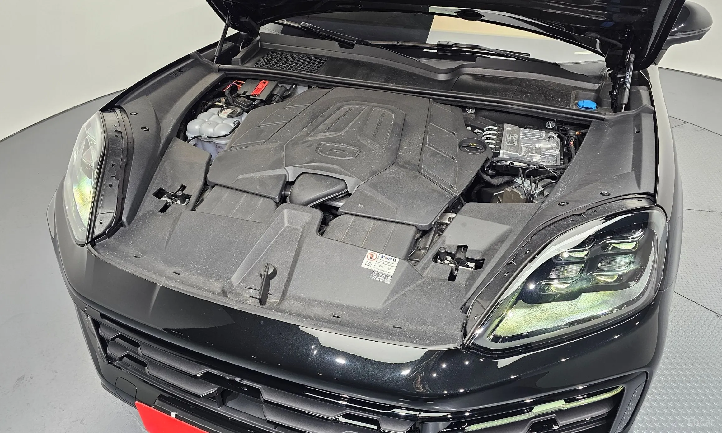 Porsche Cayenne (PO536) превью 6