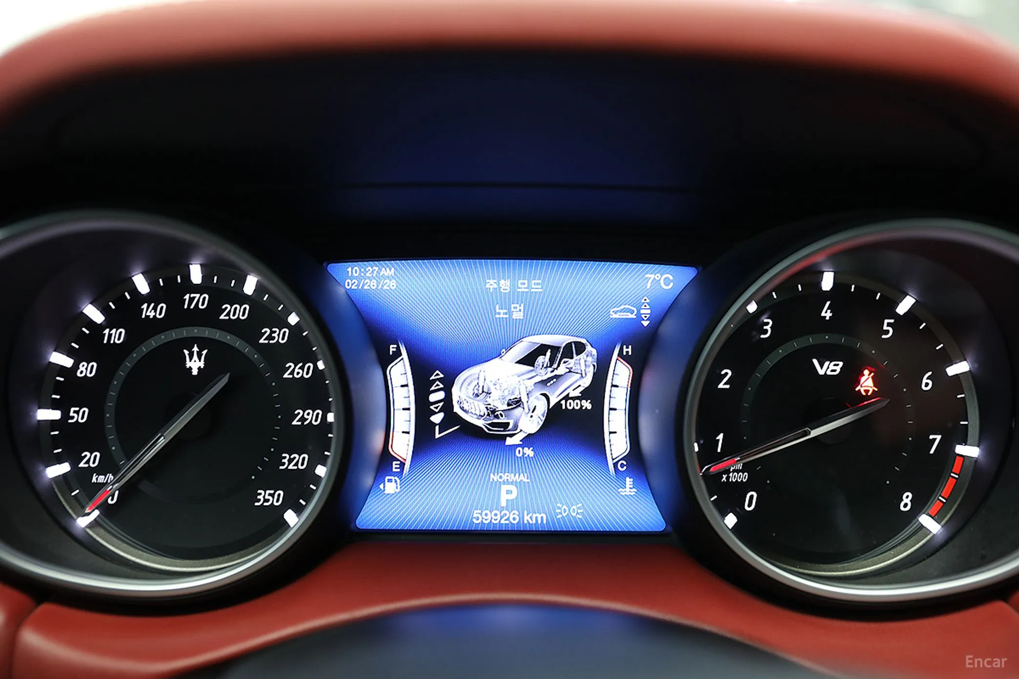 Maserati Levante превью 15