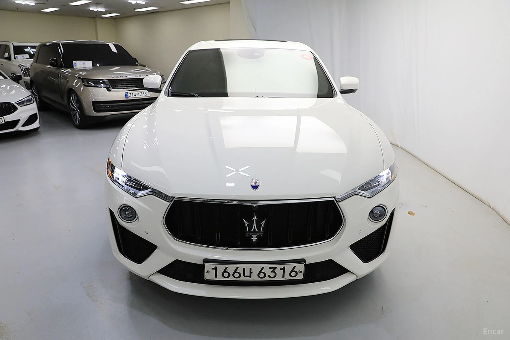 Maserati Levante превью 2