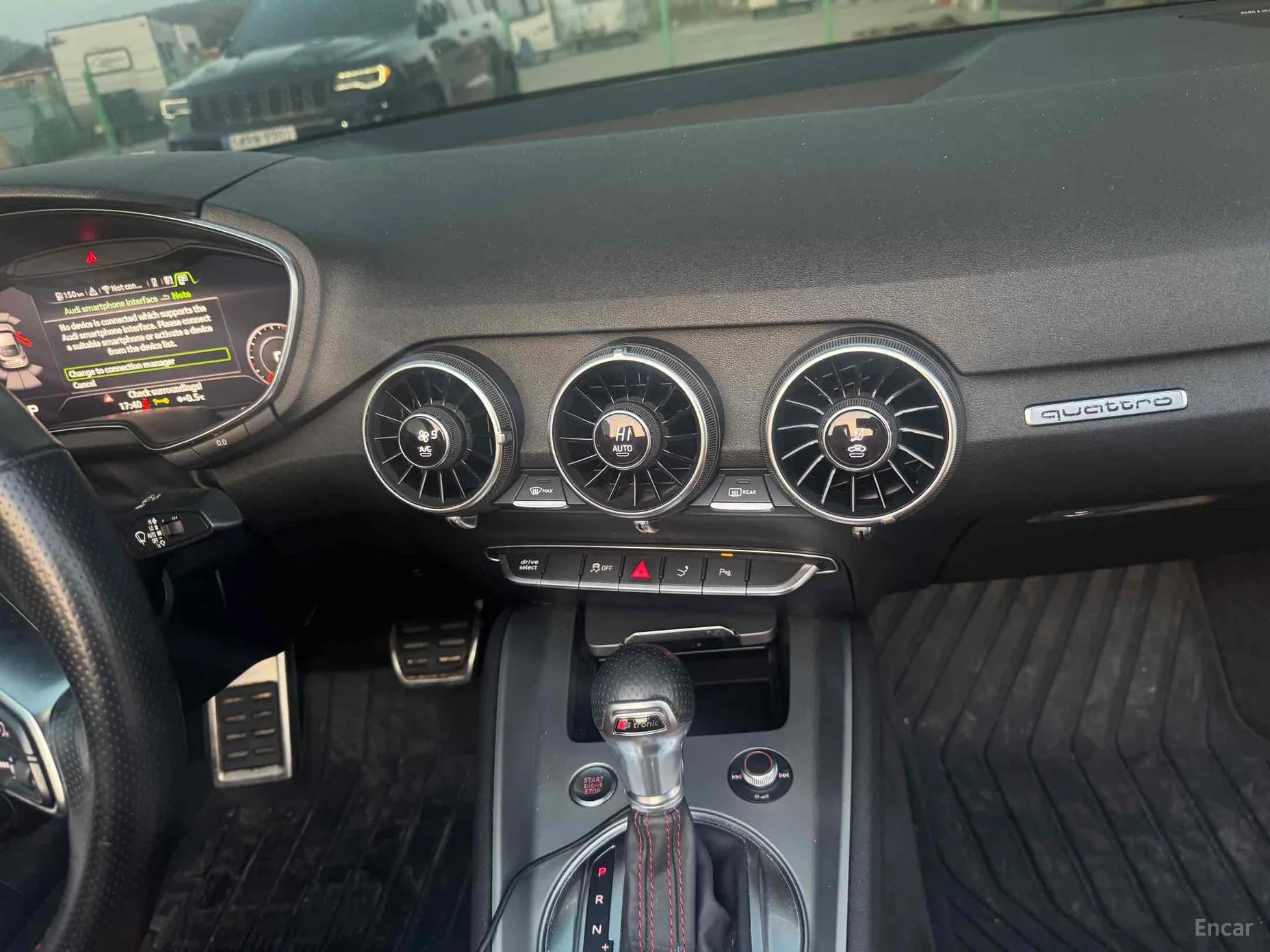 Audi TT (8S) превью 10