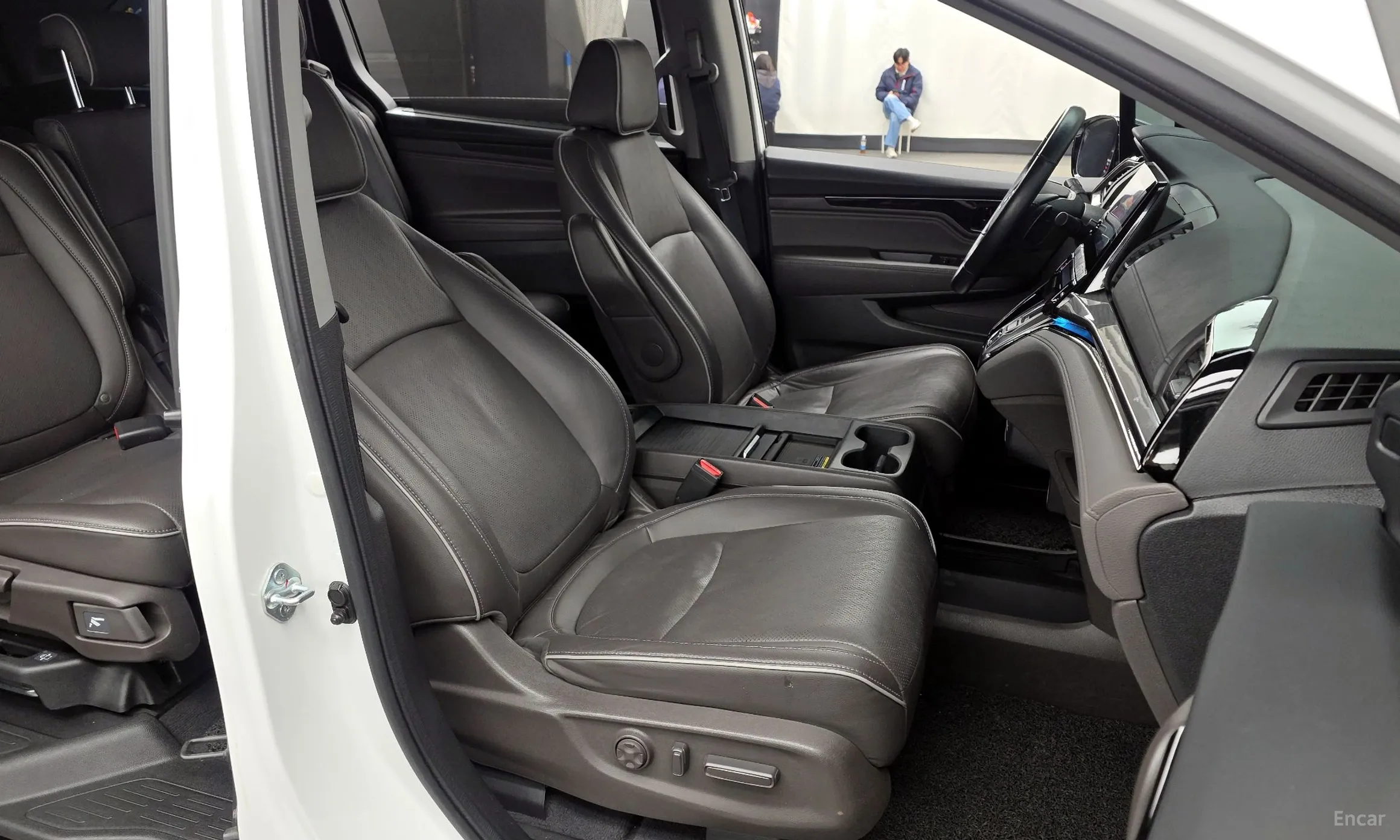 Honda Odyssey превью 11