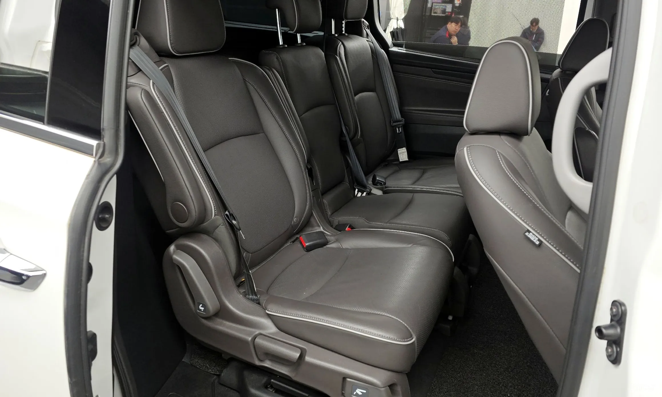 Honda Odyssey превью 12