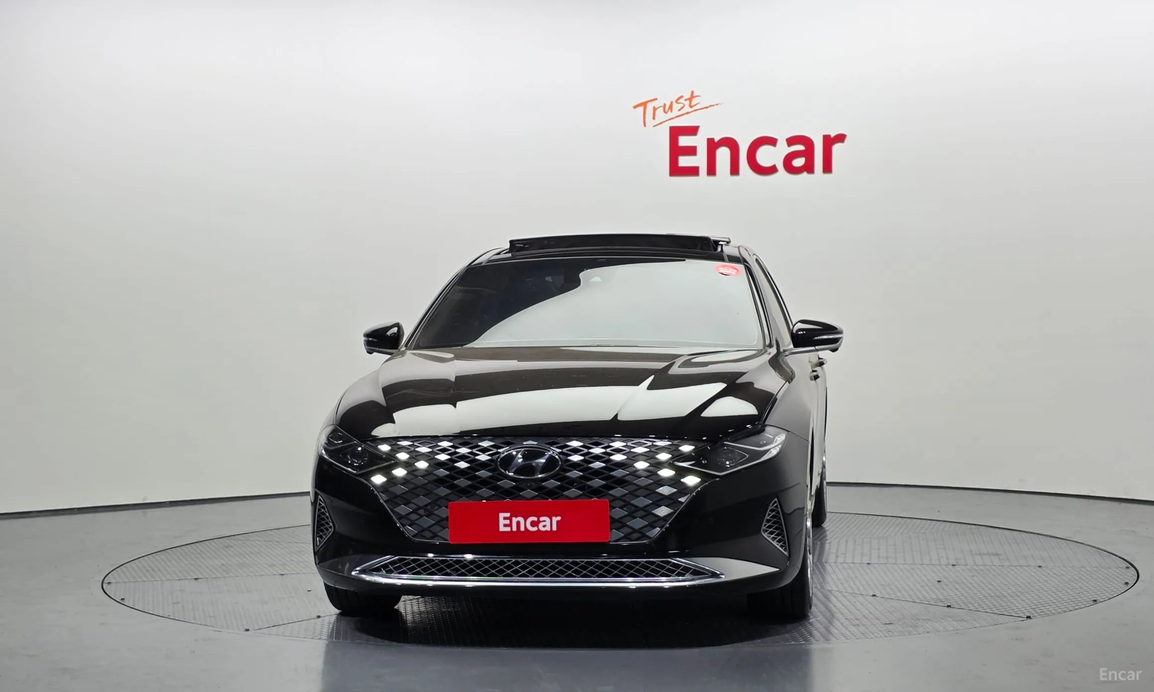 Hyundai Grandeur IG превью 3