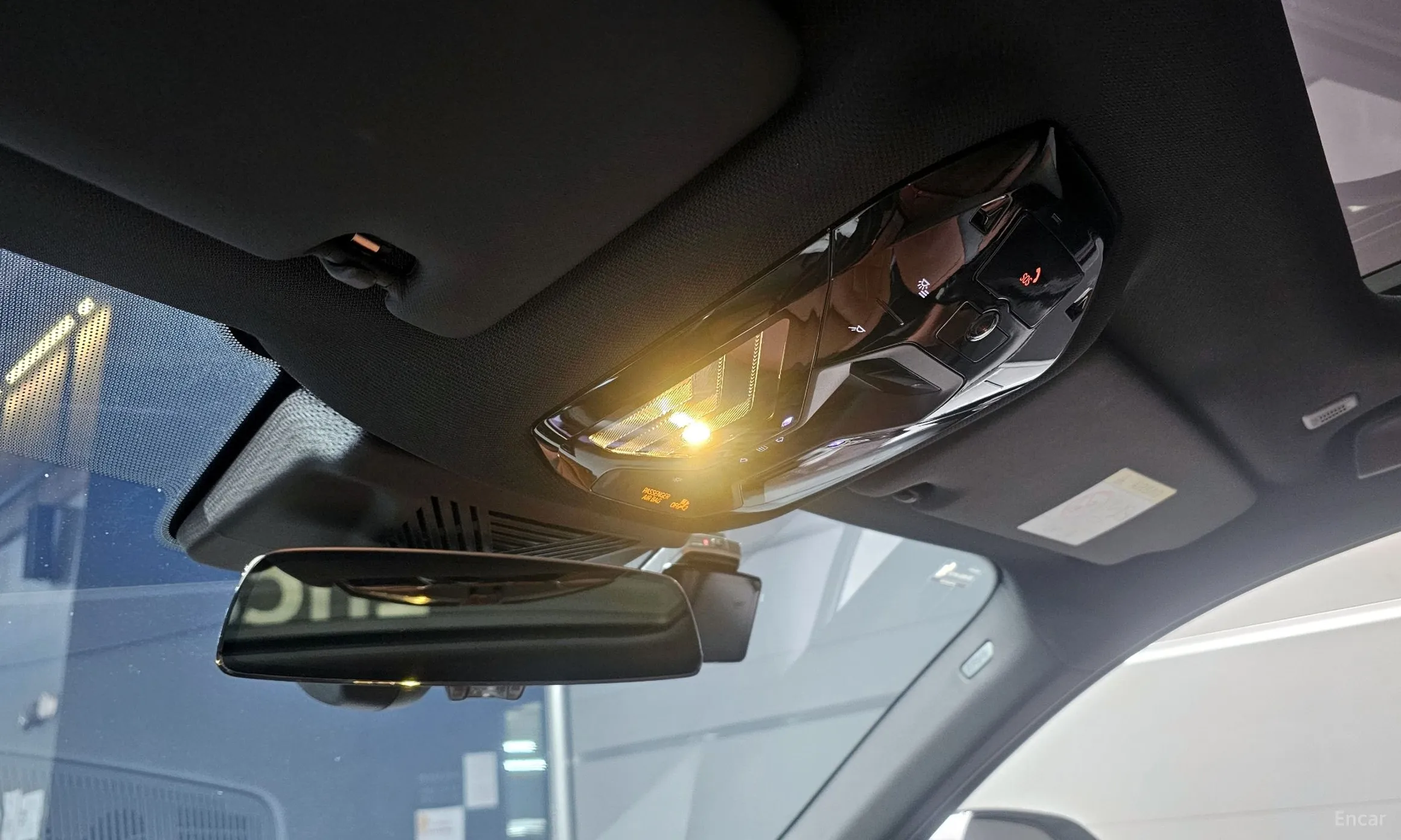 BMW 5 Series (G60) превью 17