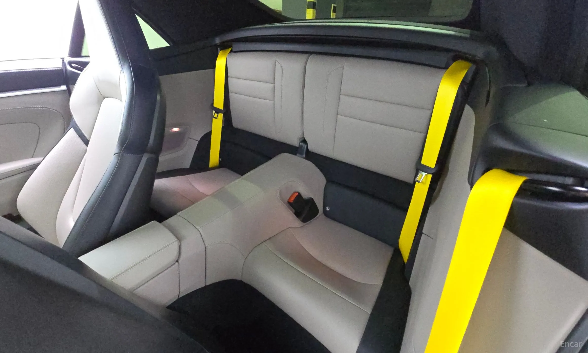 Porsche 911 (992) превью 12