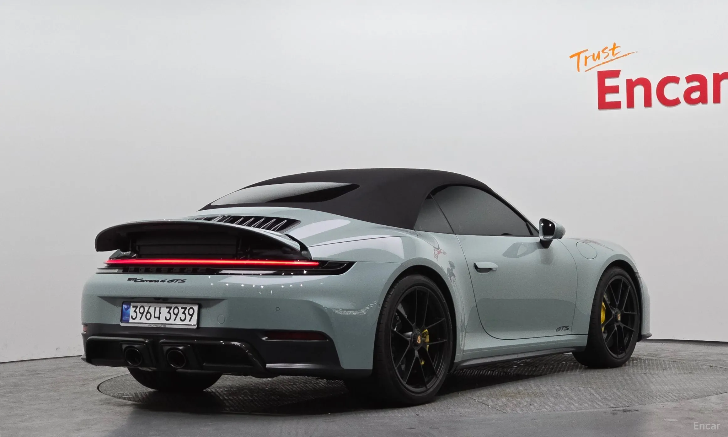 Porsche 911 (992)