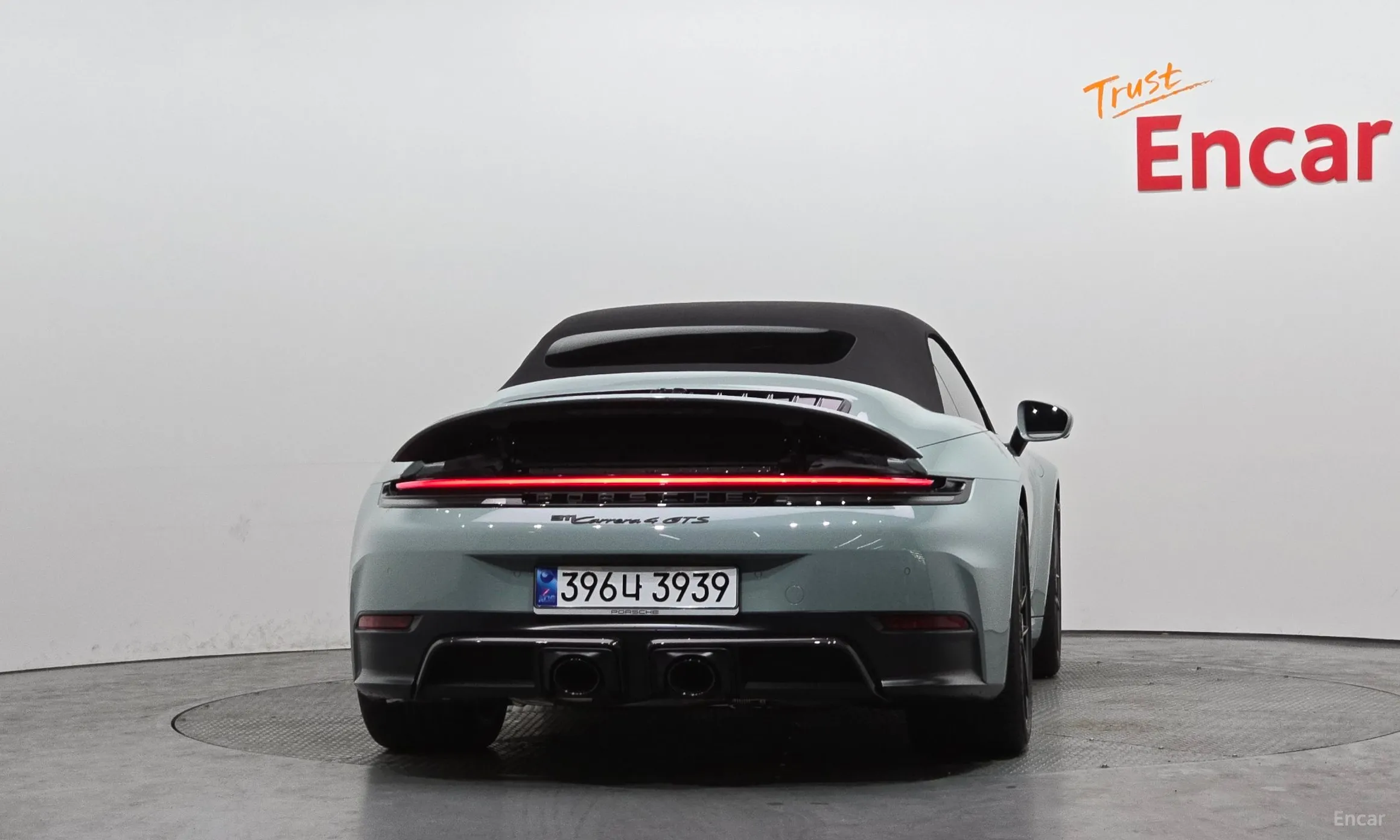 Porsche 911 (992) превью 4