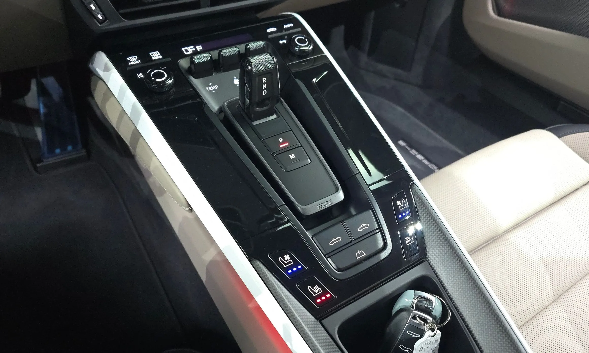 Porsche 911 (992) превью 9