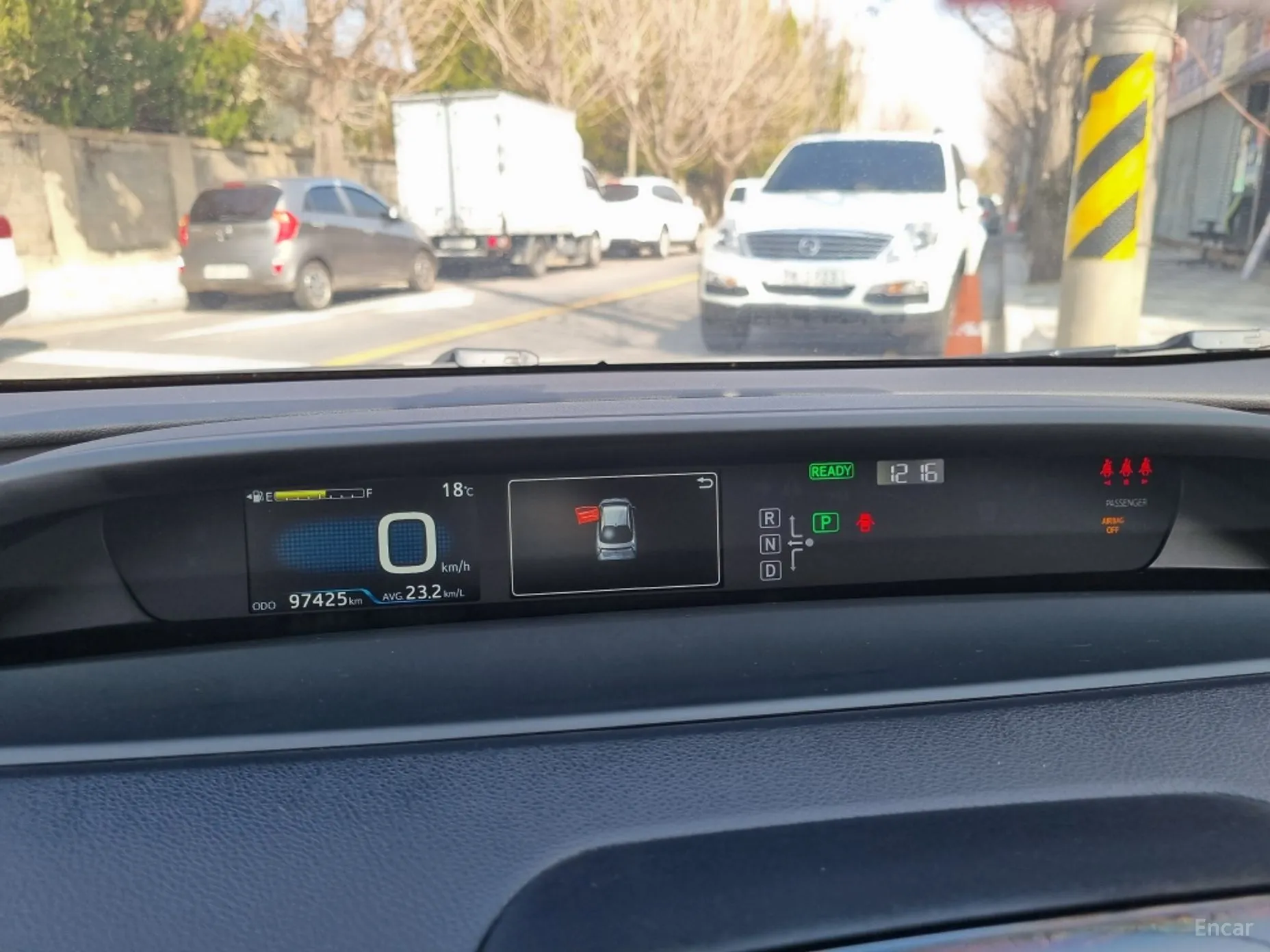Toyota Prius 4th Generation превью 12